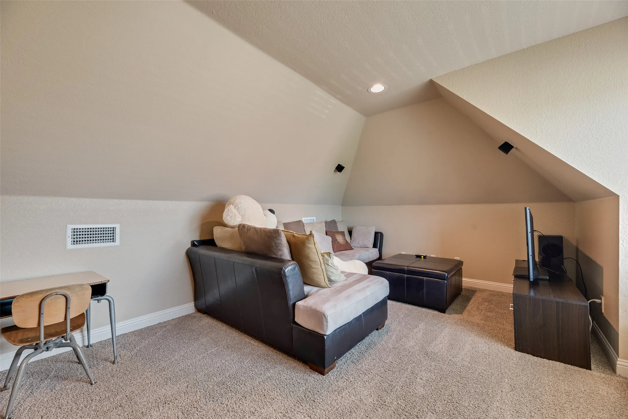 Single Family Residence For Sale in Rockwall County , 1127 Sonora Court, Royse City, Texas 75189, 4 Bedroom, 3 Bathroom, 2 Garage spaces, 2,884 Sqft, built in 2013, mls#21329605, Real Estate Agent in Royse City, Homes For Sale in Rockwall county, Homes For Sale in Royse City, Realtor in Royse City Texas, Real Estate Brokerage Independent Realty Texas, Luminita Cordes Realtor