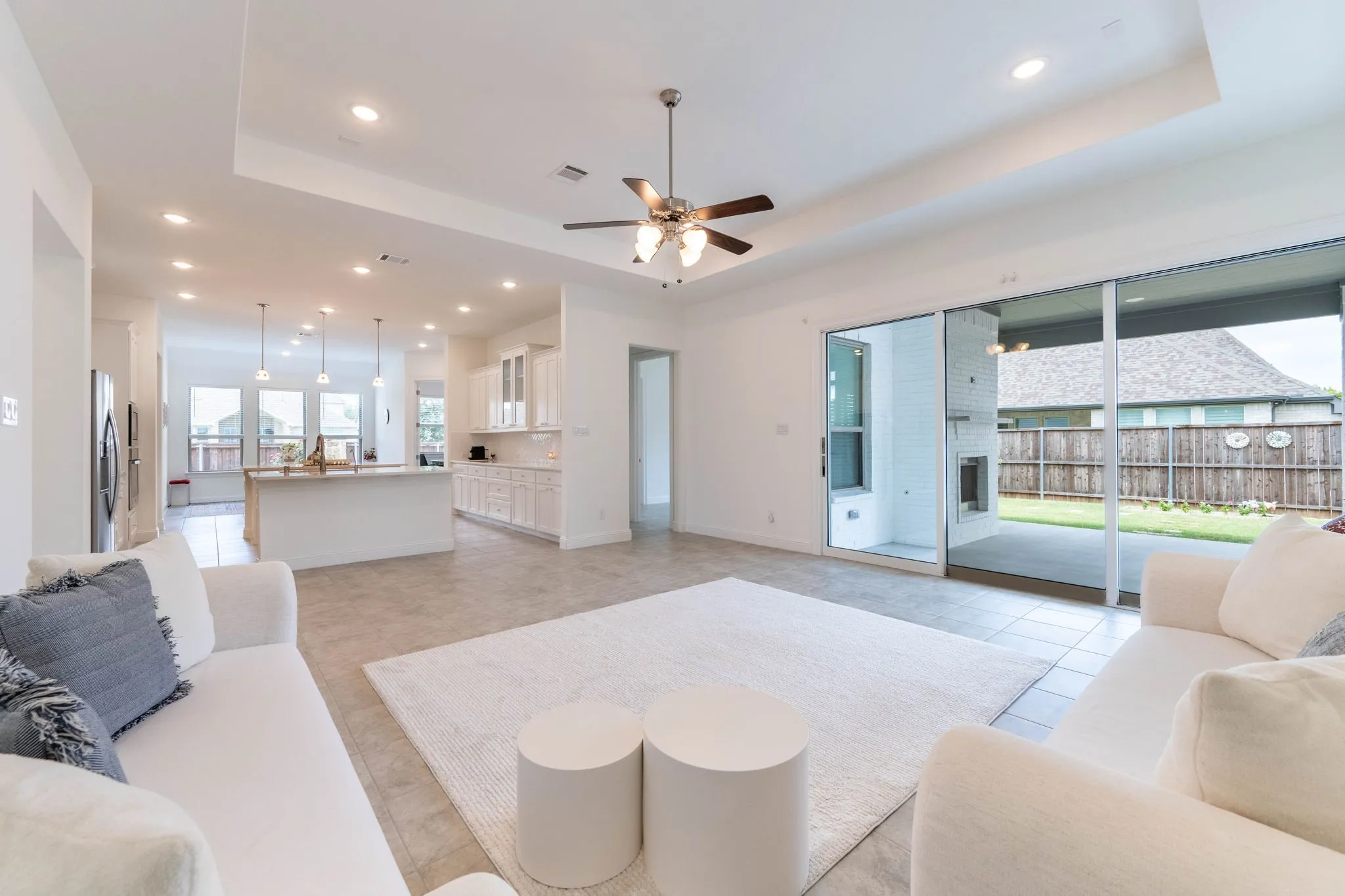 Single Family Residence For Sale in Rockwall County , 528 Bridle Ranch Drive, Rockwall, Texas 75087, 4 Bedroom, 3 Bathroom, 2 Garage spaces, 2,622 Sqft, built in 2022, mls#21342351, Real Estate Agent in Rockwall, Homes For Sale in Rockwall county, Homes For Sale in Rockwall, Realtor in Rockwall Texas, Real Estate Brokerage Independent Realty Texas, Luminita Cordes Realtor
