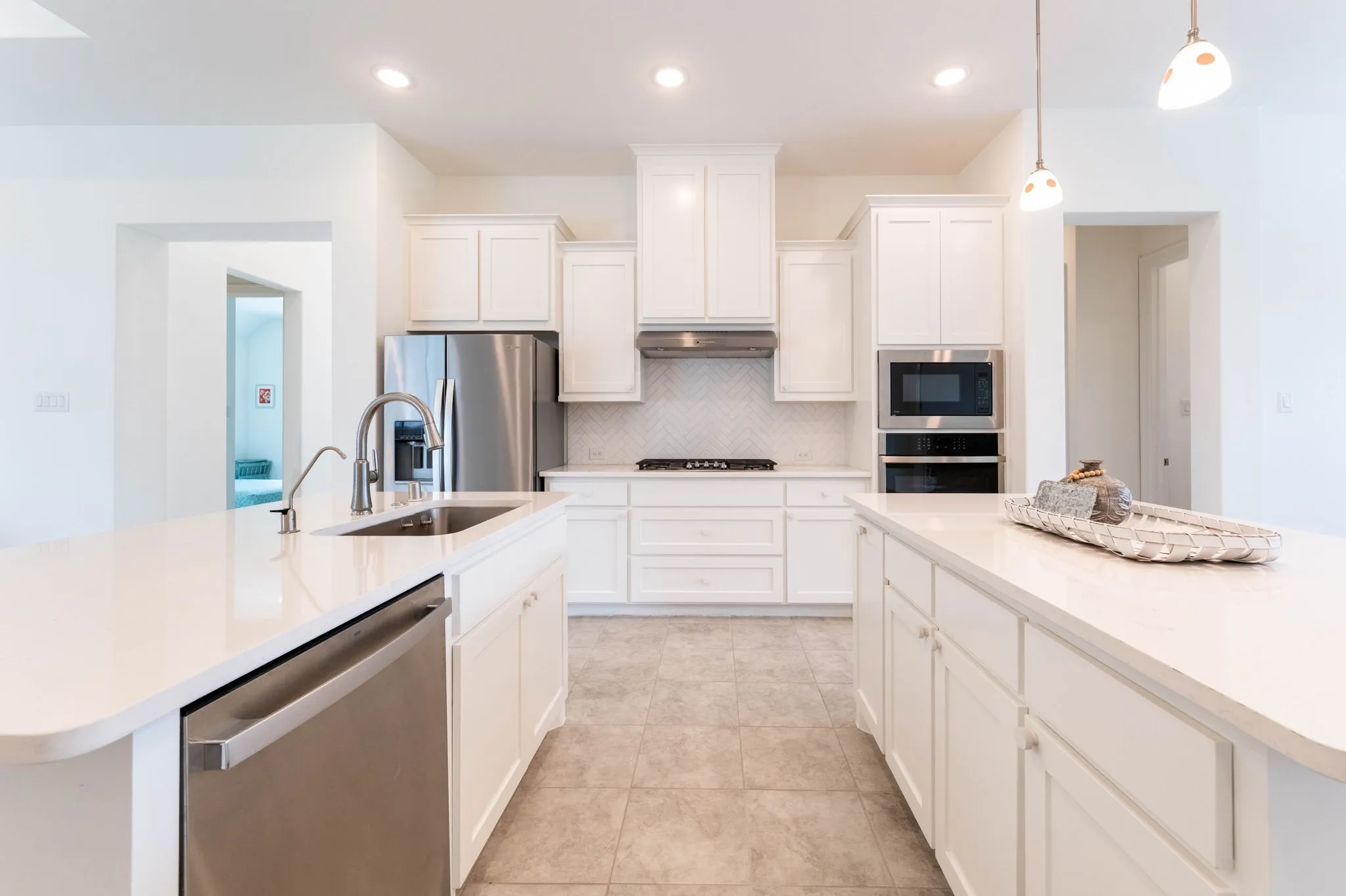 Single Family Residence For Sale in Rockwall County , 528 Bridle Ranch Drive, Rockwall, Texas 75087, 4 Bedroom, 3 Bathroom, 2 Garage spaces, 2,622 Sqft, built in 2022, mls#21342351, Real Estate Agent in Rockwall, Homes For Sale in Rockwall county, Homes For Sale in Rockwall, Realtor in Rockwall Texas, Real Estate Brokerage Independent Realty Texas, Luminita Cordes Realtor