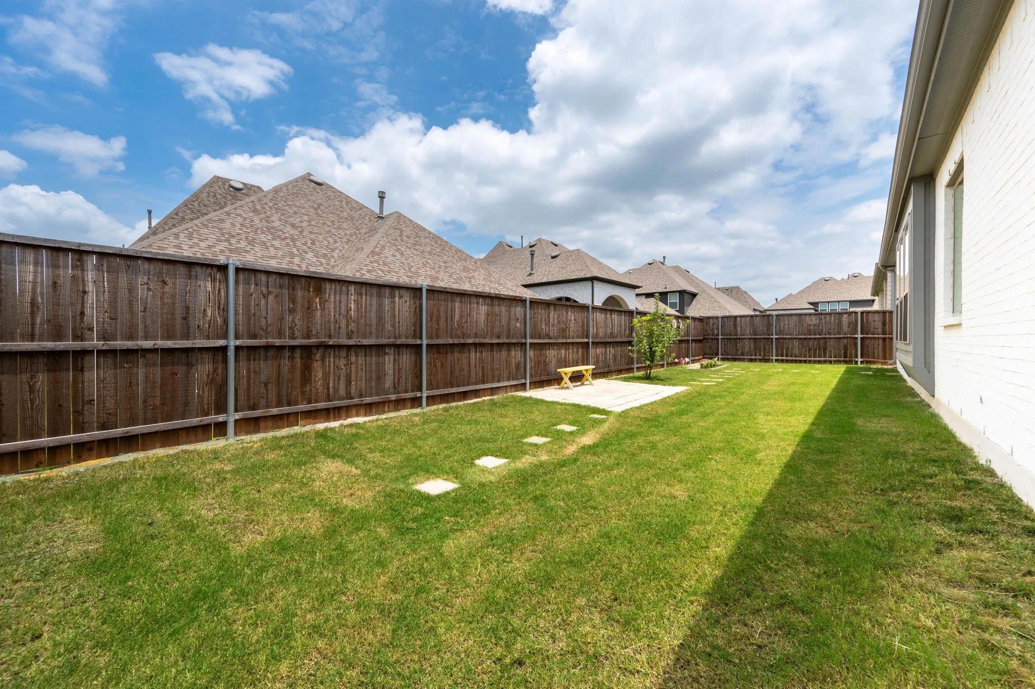Single Family Residence For Sale in Rockwall County , 528 Bridle Ranch Drive, Rockwall, Texas 75087, 4 Bedroom, 3 Bathroom, 2 Garage spaces, 2,622 Sqft, built in 2022, mls#21342351, Real Estate Agent in Rockwall, Homes For Sale in Rockwall county, Homes For Sale in Rockwall, Realtor in Rockwall Texas, Real Estate Brokerage Independent Realty Texas, Luminita Cordes Realtor