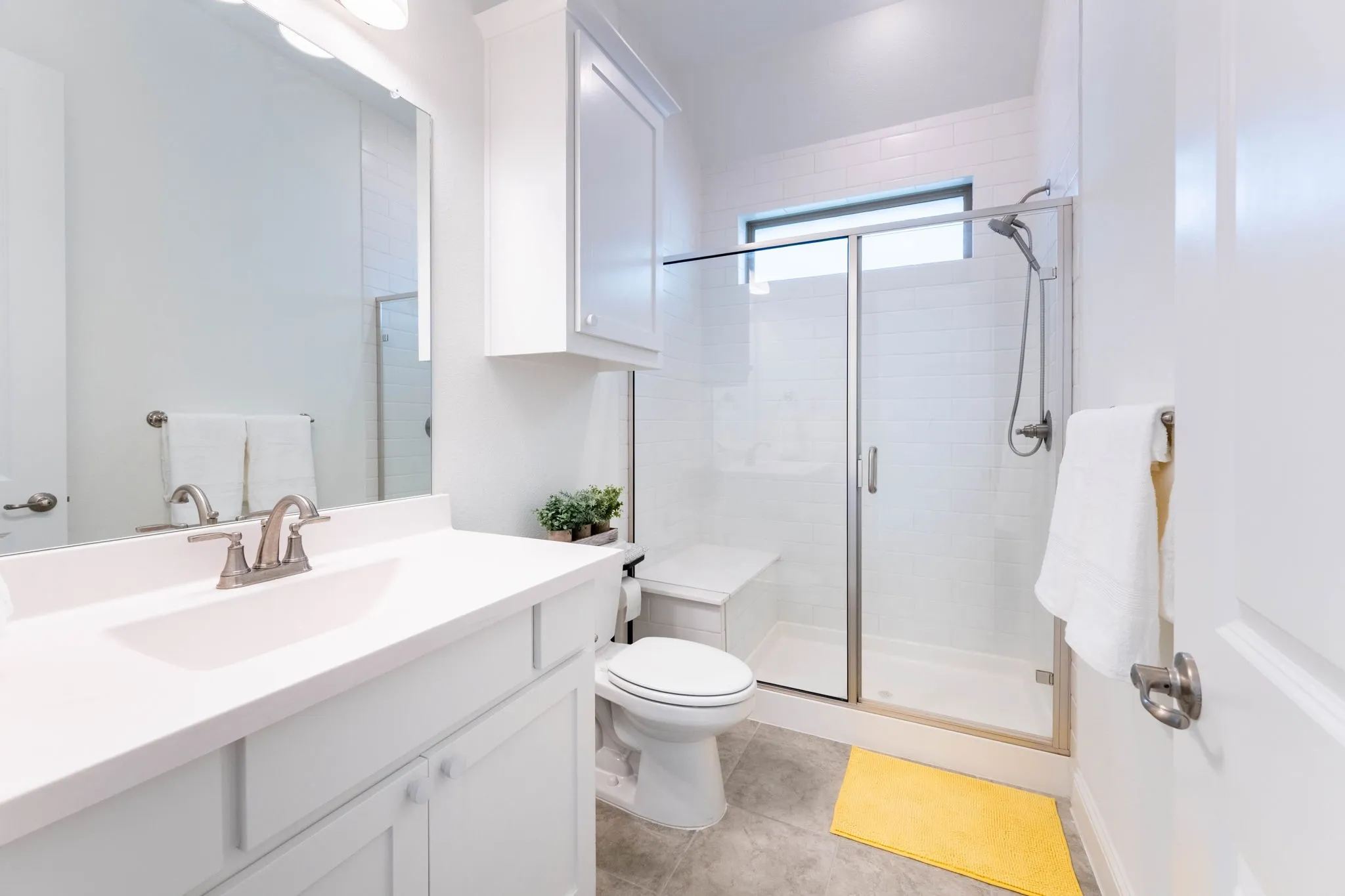 Single Family Residence For Sale in Rockwall County , 528 Bridle Ranch Drive, Rockwall, Texas 75087, 4 Bedroom, 3 Bathroom, 2 Garage spaces, 2,622 Sqft, built in 2022, mls#21342351, Real Estate Agent in Rockwall, Homes For Sale in Rockwall county, Homes For Sale in Rockwall, Realtor in Rockwall Texas, Real Estate Brokerage Independent Realty Texas, Luminita Cordes Realtor