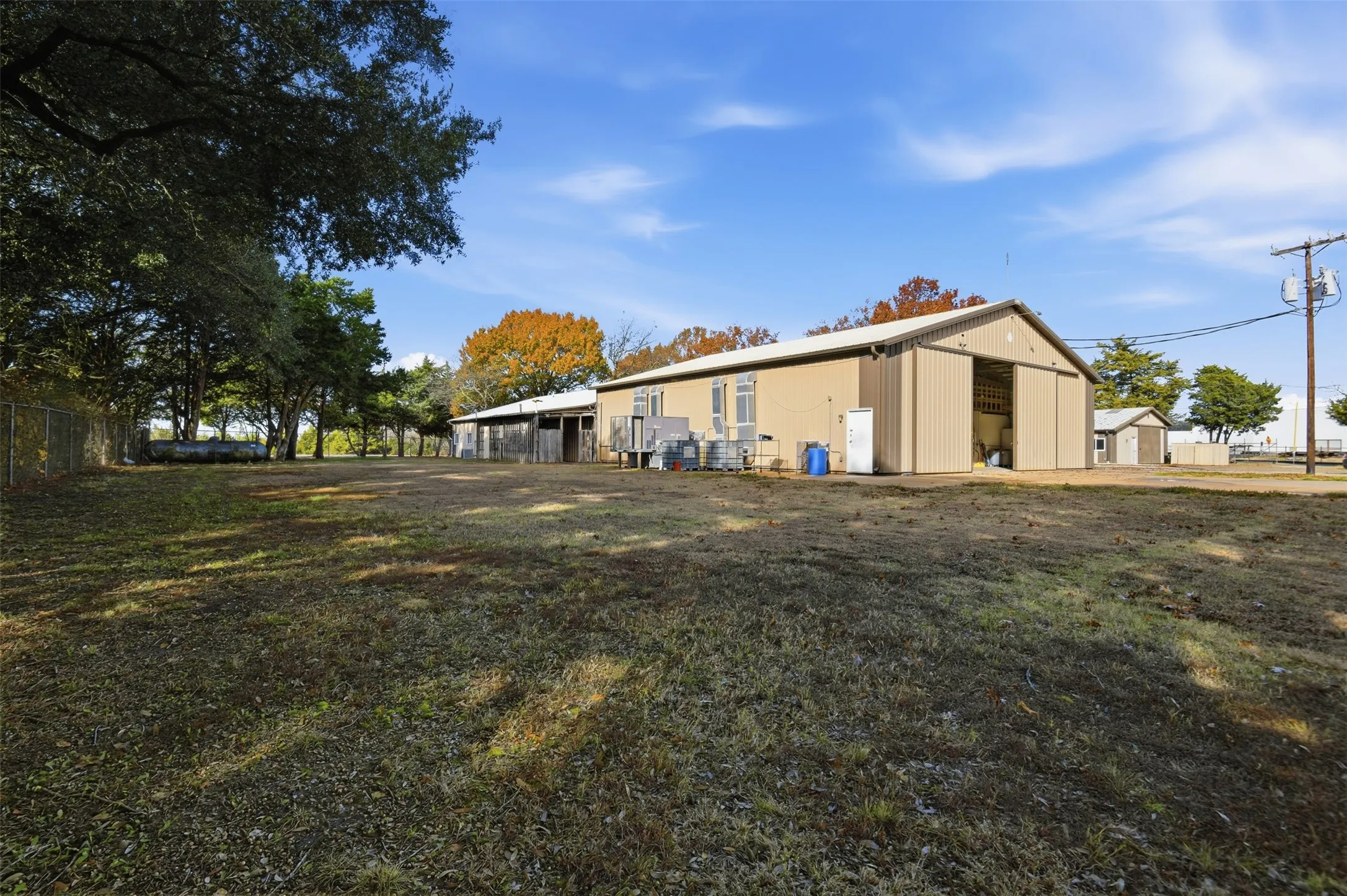 Industrial For Rent in Collin County , 5427 FM 546, Princeton, Texas 75407, 0, 0, Garage spaces, 22,000 Sqft, built in 1995, mls#21342572, Real Estate Agent in Princeton, Homes For Rent in Collin county, Homes For Rent in Princeton, Realtor in Princeton Texas, Real Estate Brokerage Independent Realty Texas, Luminita Cordes Realtor