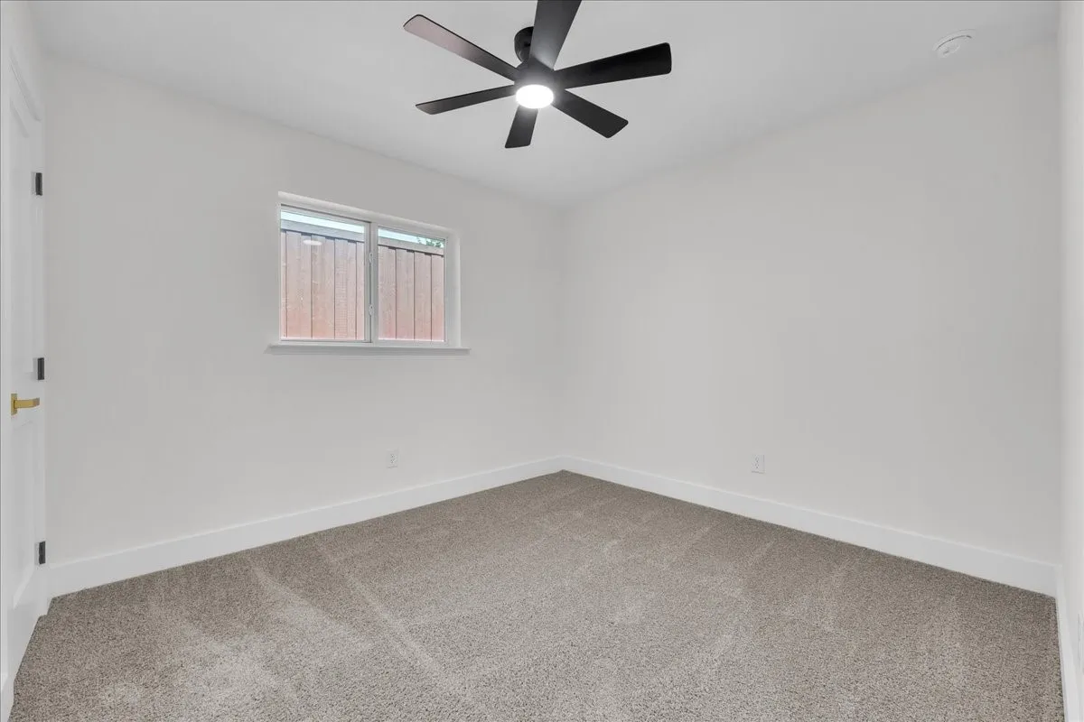 Single Family Residence For Sale in Dallas County , 6631 Hunters Ridge Drive, Dallas, Texas 75248, 3 Bedroom, 2 Bathroom, 2 Garage spaces, 2,012 Sqft, built in 1971, mls#21342263, Real Estate Agent in Dallas, Homes For Sale in Dallas county, Homes For Sale in Dallas, Realtor in Dallas Texas, Real Estate Brokerage Independent Realty Texas, Luminita Cordes Realtor