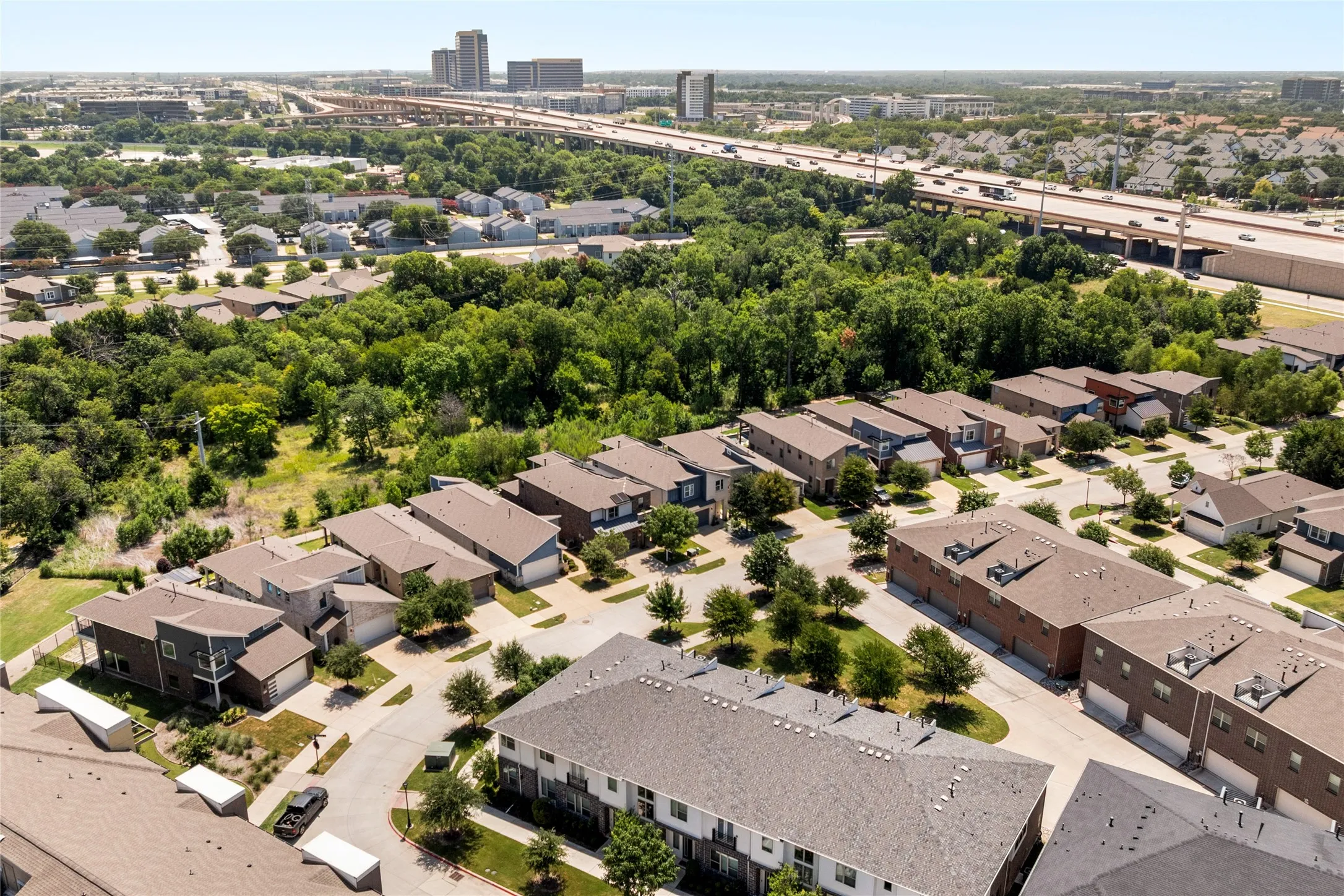 Single Family Residence For Sale in Collin County , 536 Shoreline Street, Plano, Texas 75075, 4 Bedroom, 4 Bathroom, 2 Garage spaces, 3,301 Sqft, built in 2019, mls#21342305, Real Estate Agent in Plano, Homes For Sale in Collin county, Homes For Sale in Plano, Realtor in Plano Texas, Real Estate Brokerage Independent Realty Texas, Luminita Cordes Realtor