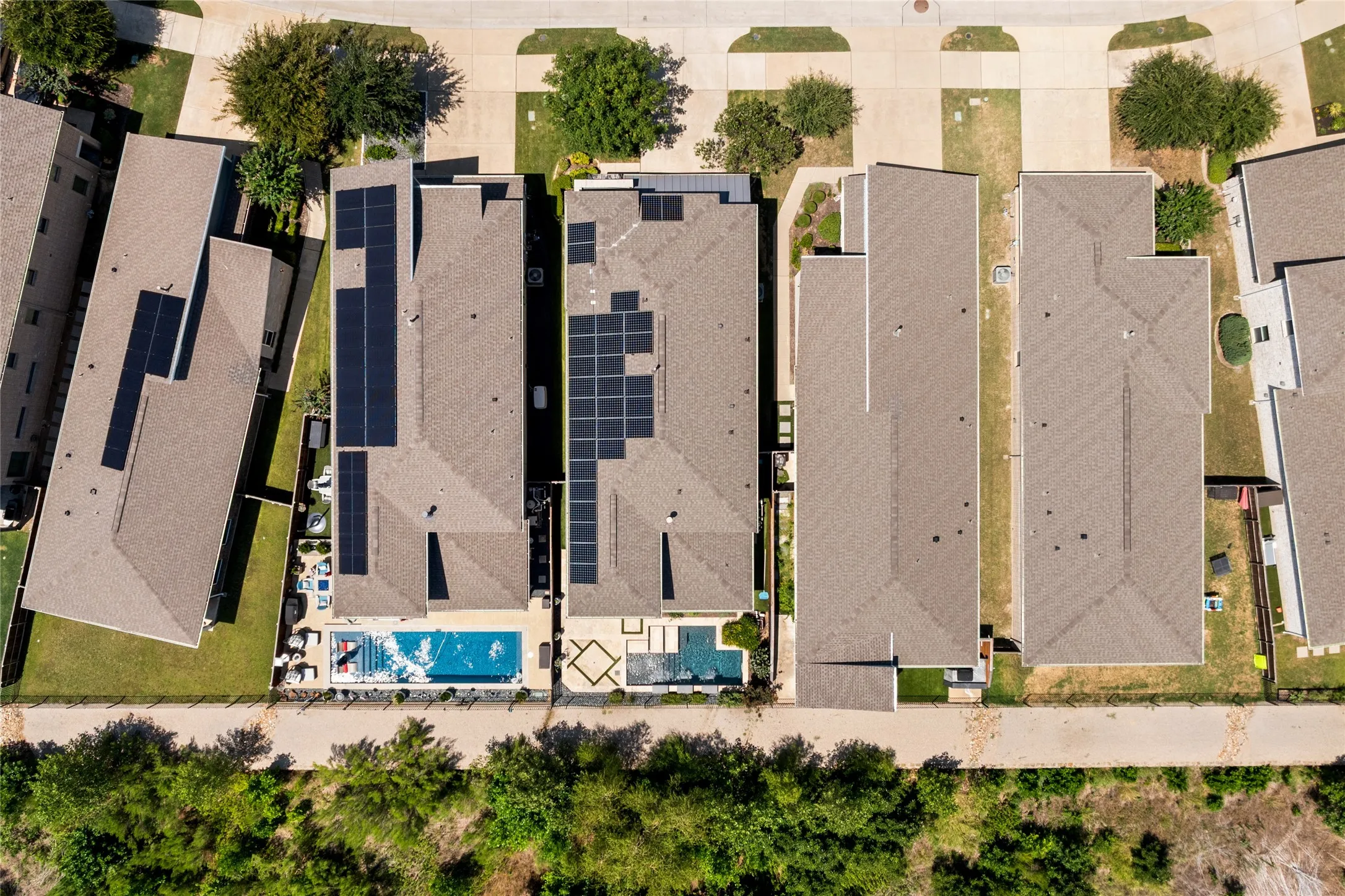 Single Family Residence For Sale in Collin County , 536 Shoreline Street, Plano, Texas 75075, 4 Bedroom, 4 Bathroom, 2 Garage spaces, 3,301 Sqft, built in 2019, mls#21342305, Real Estate Agent in Plano, Homes For Sale in Collin county, Homes For Sale in Plano, Realtor in Plano Texas, Real Estate Brokerage Independent Realty Texas, Luminita Cordes Realtor