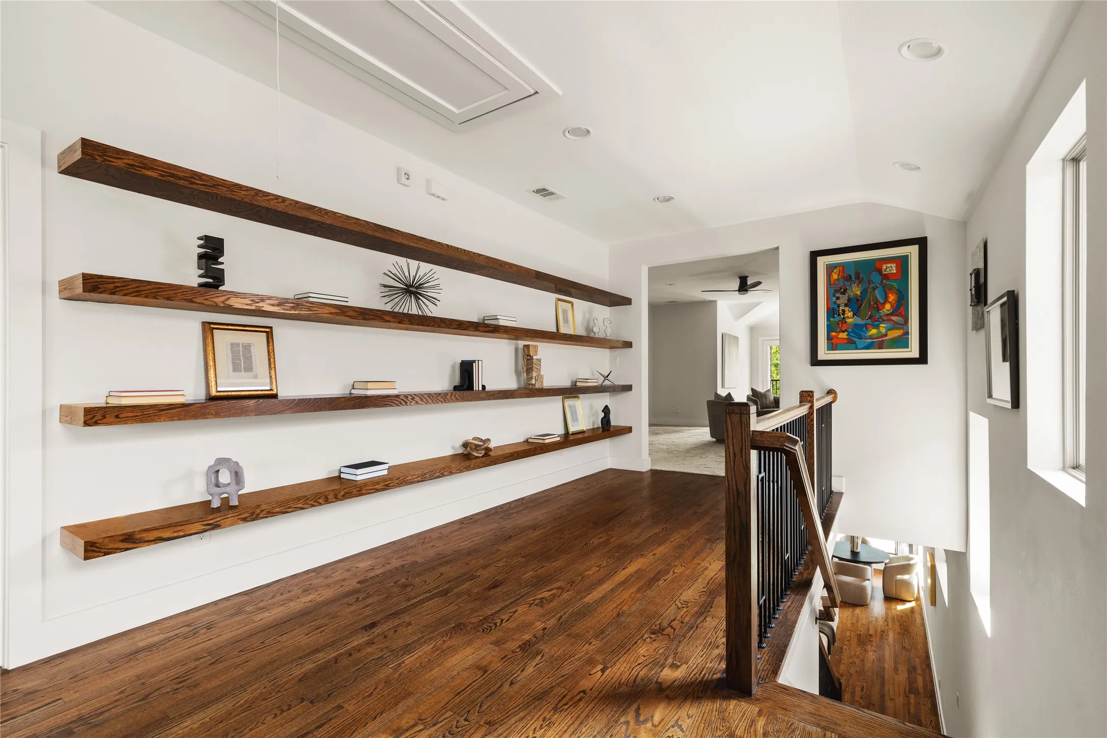 Single Family Residence For Sale in Collin County , 536 Shoreline Street, Plano, Texas 75075, 4 Bedroom, 4 Bathroom, 2 Garage spaces, 3,301 Sqft, built in 2019, mls#21342305, Real Estate Agent in Plano, Homes For Sale in Collin county, Homes For Sale in Plano, Realtor in Plano Texas, Real Estate Brokerage Independent Realty Texas, Luminita Cordes Realtor