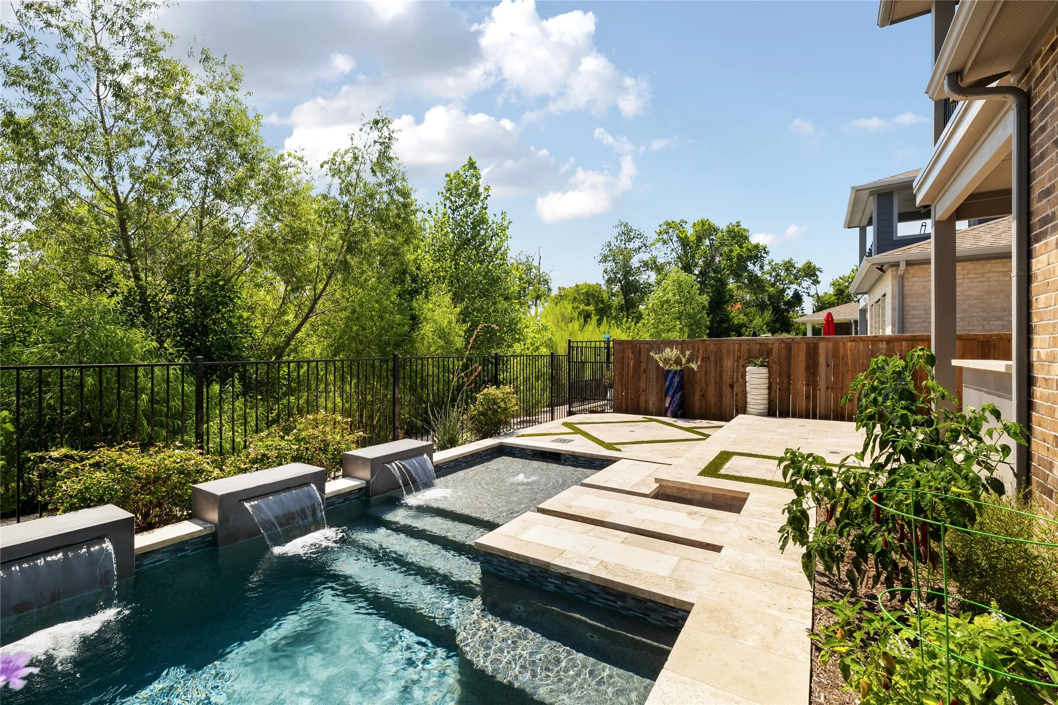 Single Family Residence For Sale in Collin County , 536 Shoreline Street, Plano, Texas 75075, 4 Bedroom, 4 Bathroom, 2 Garage spaces, 3,301 Sqft, built in 2019, mls#21342305, Real Estate Agent in Plano, Homes For Sale in Collin county, Homes For Sale in Plano, Realtor in Plano Texas, Real Estate Brokerage Independent Realty Texas, Luminita Cordes Realtor
