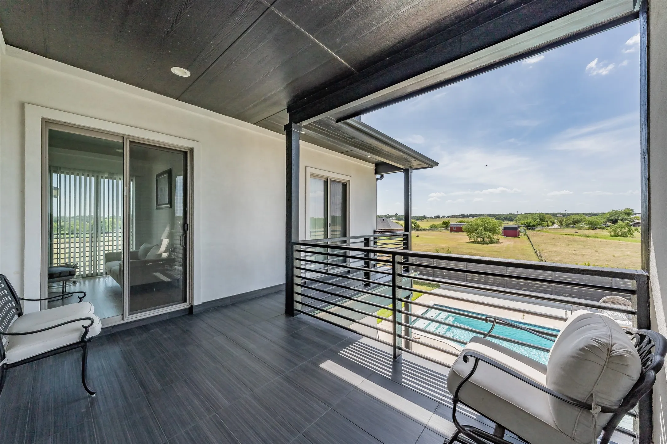 Single Family Residence For Sale in Johnson County , 616 County Road 903, Cleburne, Texas 76033, 5 Bedroom, 6 Bathroom, 2 Garage spaces, 3,200 Sqft, built in 2020, mls#21342728, Real Estate Agent in Cleburne, Homes For Sale in Johnson county, Homes For Sale in Cleburne, Realtor in Cleburne Texas, Real Estate Brokerage Independent Realty Texas, Luminita Cordes Realtor