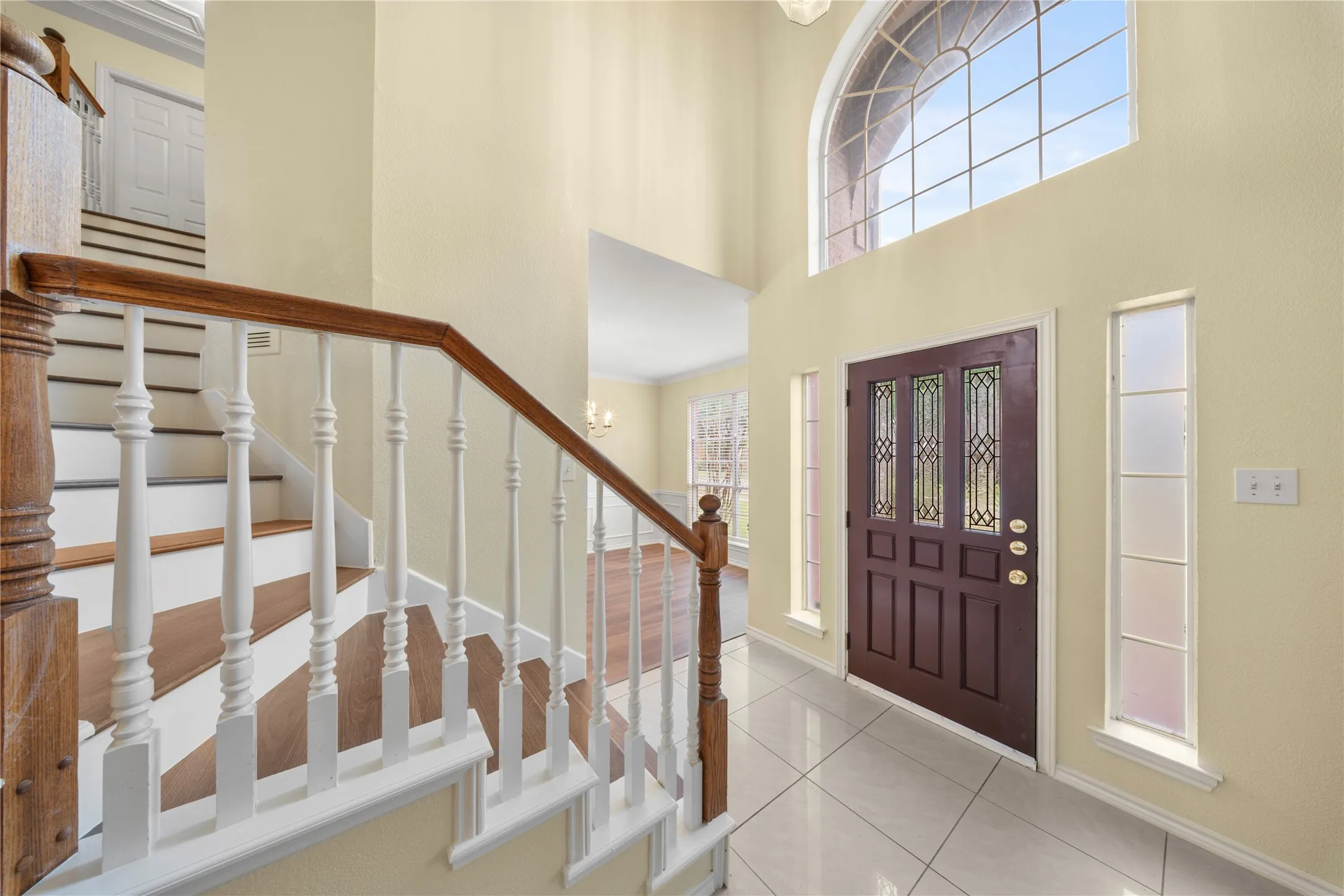 Single Family Residence For Rent in Collin County , 2808 Barksdale Drive, Plano, Texas 75025, 4 Bedroom, 4 Bathroom, 2 Garage spaces, 2,728 Sqft, built in 1993, mls#21342563, Real Estate Agent in Plano, Homes For Rent in Collin county, Homes For Rent in Plano, Realtor in Plano Texas, Real Estate Brokerage Independent Realty Texas, Luminita Cordes Realtor