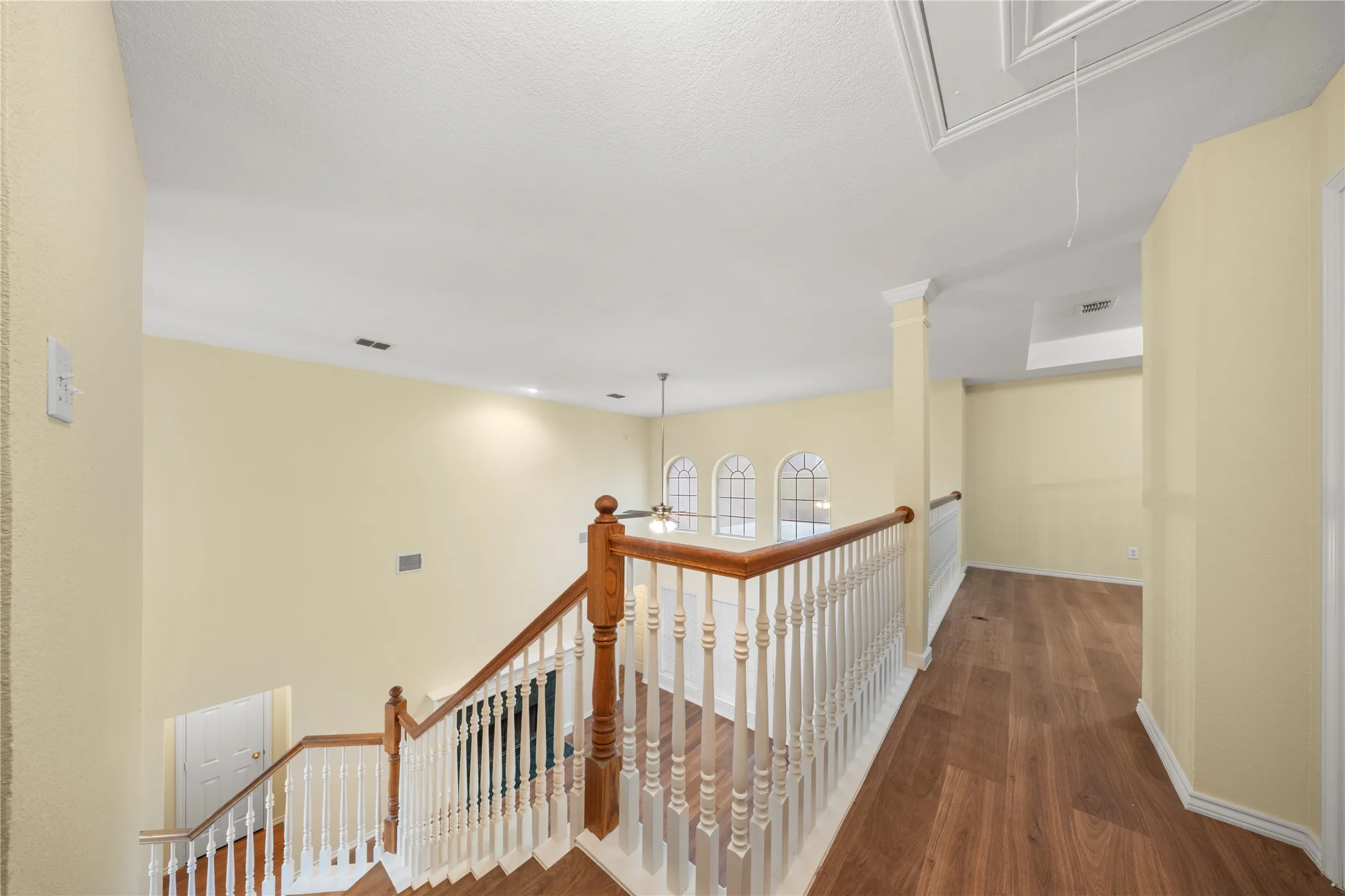 Single Family Residence For Rent in Collin County , 2808 Barksdale Drive, Plano, Texas 75025, 4 Bedroom, 4 Bathroom, 2 Garage spaces, 2,728 Sqft, built in 1993, mls#21342563, Real Estate Agent in Plano, Homes For Rent in Collin county, Homes For Rent in Plano, Realtor in Plano Texas, Real Estate Brokerage Independent Realty Texas, Luminita Cordes Realtor