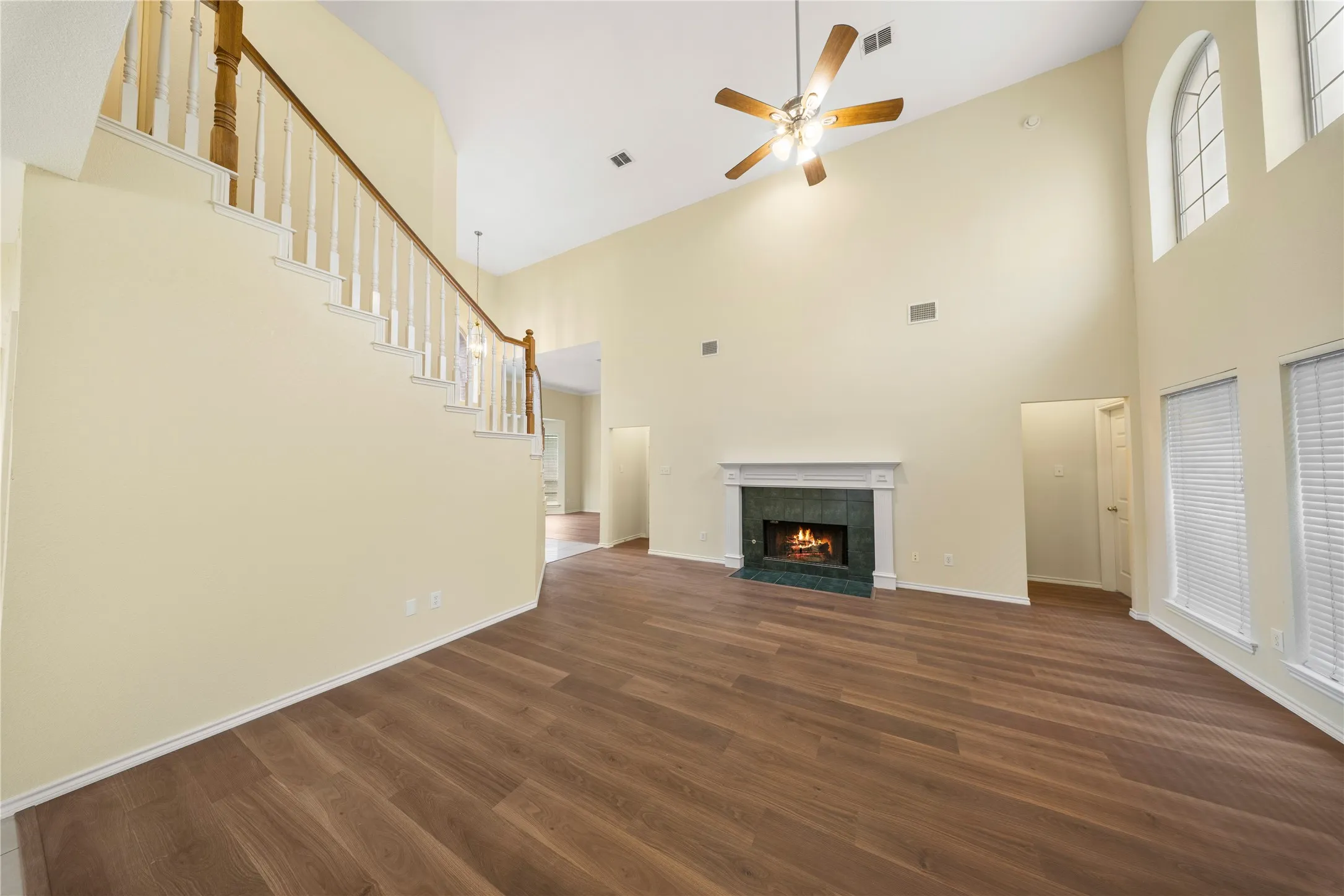 Single Family Residence For Rent in Collin County , 2808 Barksdale Drive, Plano, Texas 75025, 4 Bedroom, 4 Bathroom, 2 Garage spaces, 2,728 Sqft, built in 1993, mls#21342563, Real Estate Agent in Plano, Homes For Rent in Collin county, Homes For Rent in Plano, Realtor in Plano Texas, Real Estate Brokerage Independent Realty Texas, Luminita Cordes Realtor