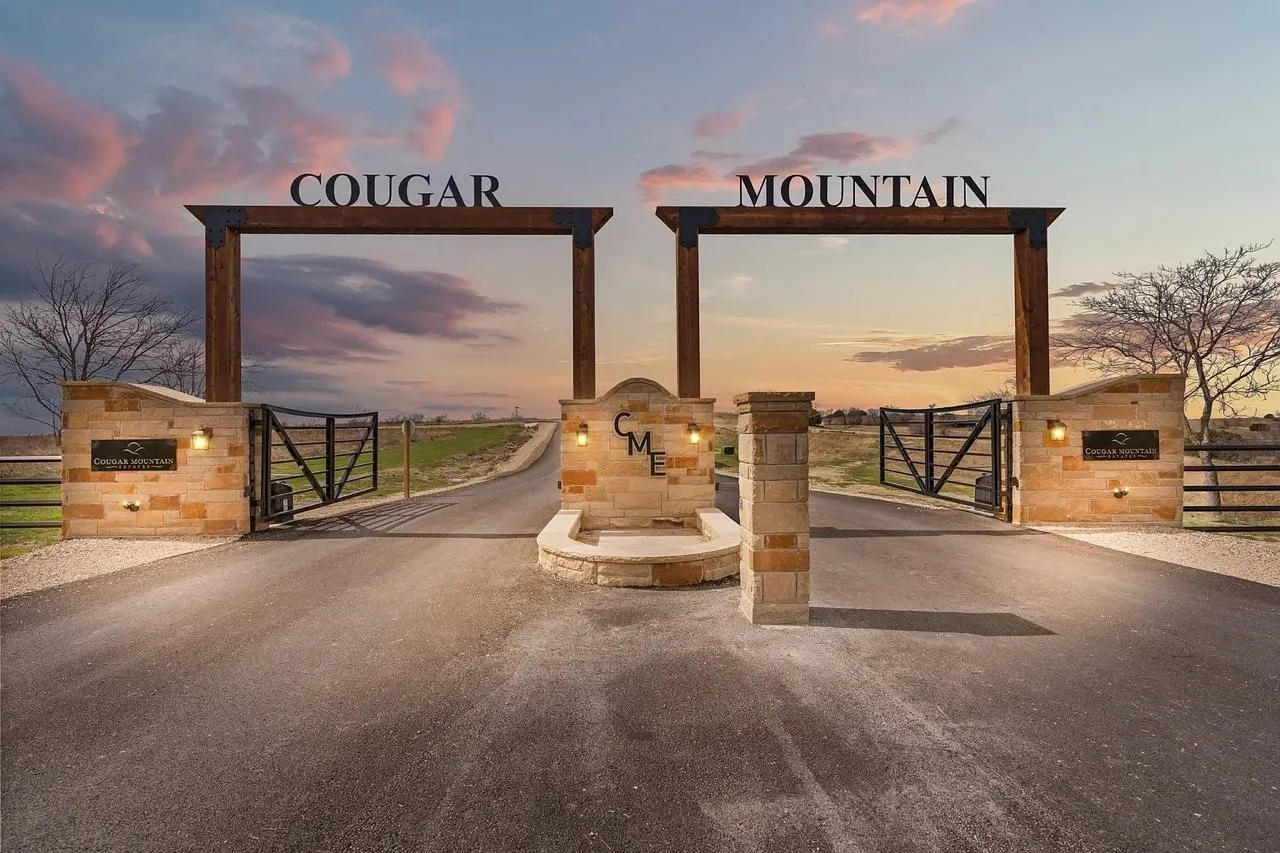 Unimproved Land For Sale in Hood County , 2935 Mattie Ross Road, Granbury, Texas 76049, 0, 0, Garage spaces, 0 Sqft, built in 0, mls#21342740, Real Estate Agent in Granbury, Homes For Sale in Hood county, Homes For Sale in Granbury, Realtor in Granbury Texas, Real Estate Brokerage Independent Realty Texas, Luminita Cordes Realtor