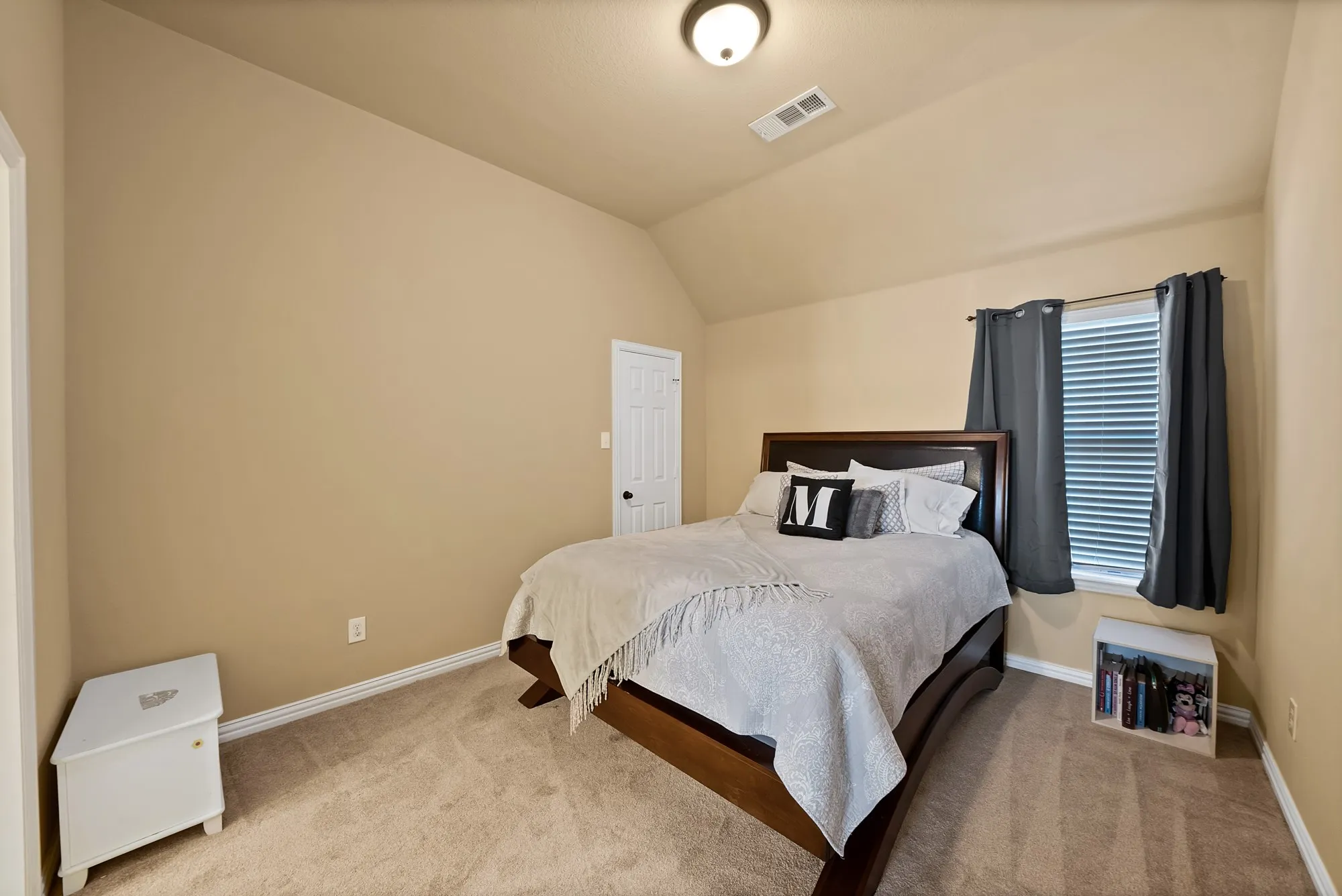 Single Family Residence For Sale in Kaufman County , 1030 Brigham Drive, Forney, Texas 75126, 4 Bedroom, 3 Bathroom, 2 Garage spaces, 2,945 Sqft, built in 2012, mls#21342724, Real Estate Agent in Forney, Homes For Sale in Kaufman county, Homes For Sale in Forney, Realtor in Forney Texas, Real Estate Brokerage Independent Realty Texas, Luminita Cordes Realtor