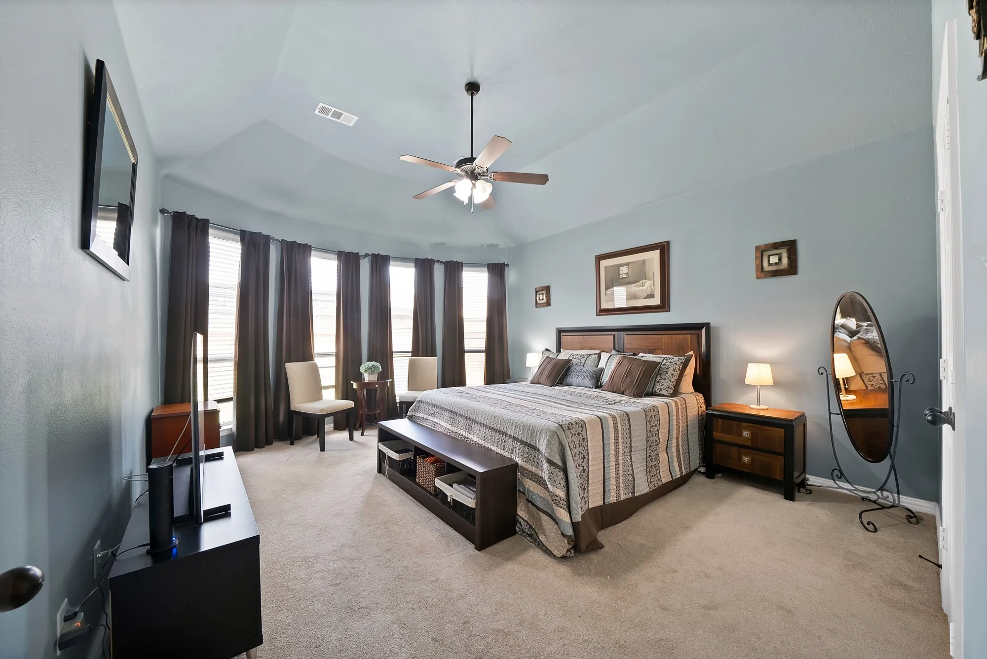 Single Family Residence For Sale in Kaufman County , 1030 Brigham Drive, Forney, Texas 75126, 4 Bedroom, 3 Bathroom, 2 Garage spaces, 2,945 Sqft, built in 2012, mls#21342724, Real Estate Agent in Forney, Homes For Sale in Kaufman county, Homes For Sale in Forney, Realtor in Forney Texas, Real Estate Brokerage Independent Realty Texas, Luminita Cordes Realtor