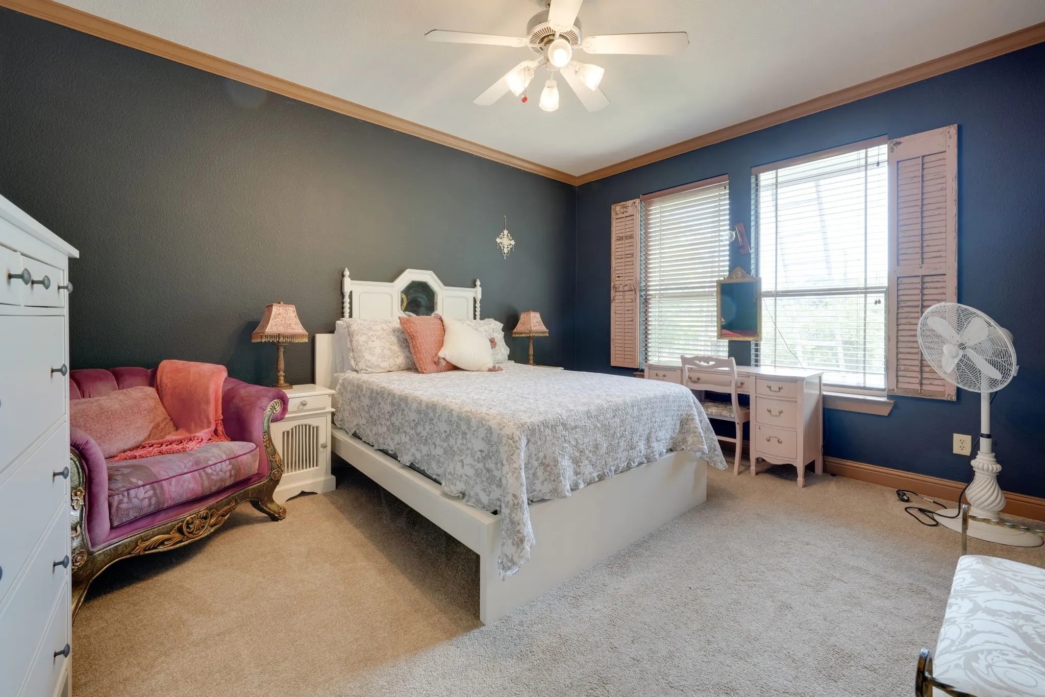 Single Family Residence For Rent in Dallas County , 5429 Victor Street, Dallas, Texas 75214, 4 Bedroom, 4 Bathroom, 2 Garage spaces, 2,354 Sqft, built in 2002, mls#21341821, Real Estate Agent in Dallas, Homes For Rent in Dallas county, Homes For Rent in Dallas, Realtor in Dallas Texas, Real Estate Brokerage Independent Realty Texas, Luminita Cordes Realtor