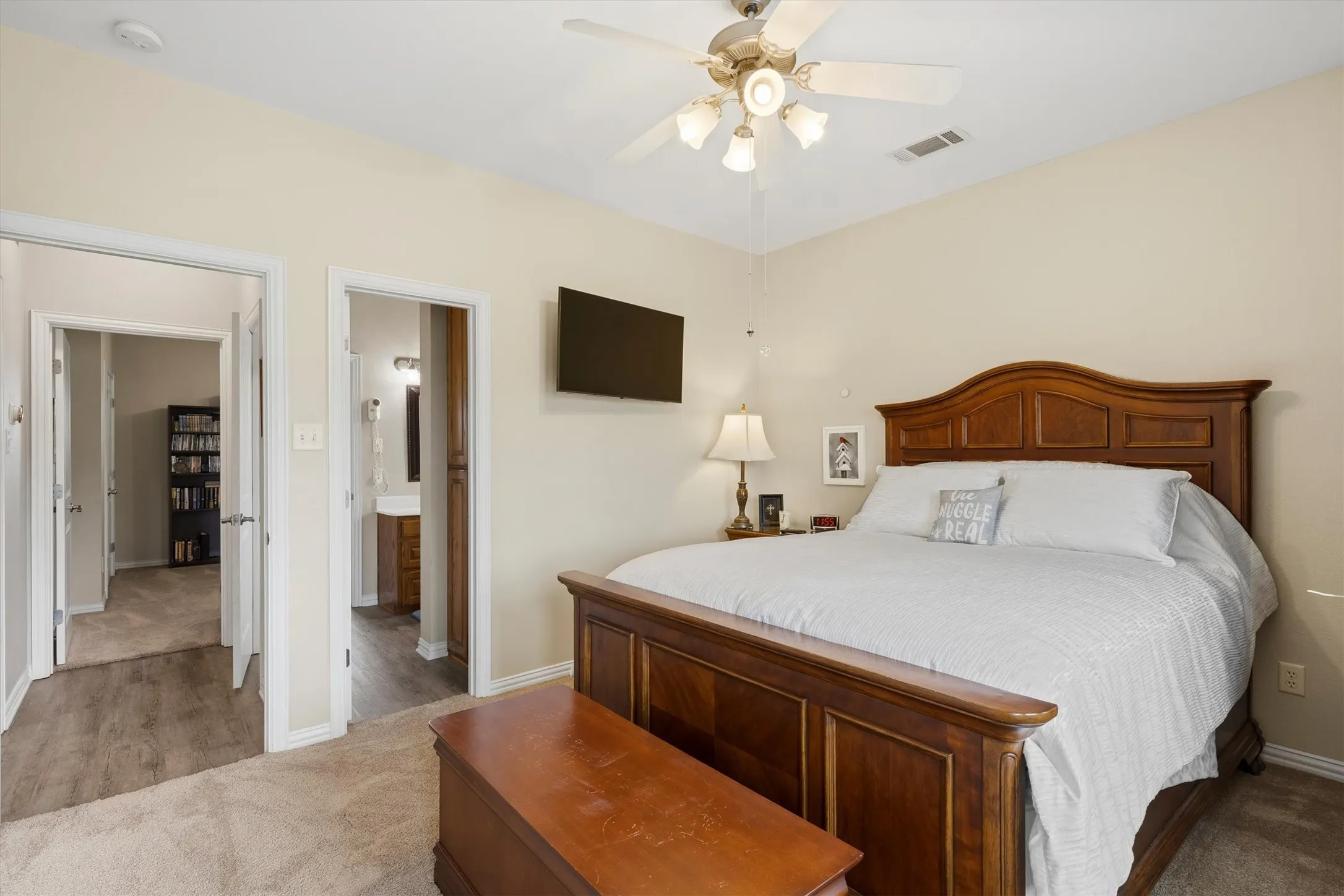 Single Family Residence For Sale in Hunt County , 2395 Fm 36 S, Caddo Mills, Texas 75135, 3 Bedroom, 2 Bathroom, 2 Garage spaces, 1,714 Sqft, built in 2003, mls#21340920, Real Estate Agent in Caddo Mills, Homes For Sale in Hunt county, Homes For Sale in Caddo Mills, Realtor in Caddo Mills Texas, Real Estate Brokerage Independent Realty Texas, Luminita Cordes Realtor