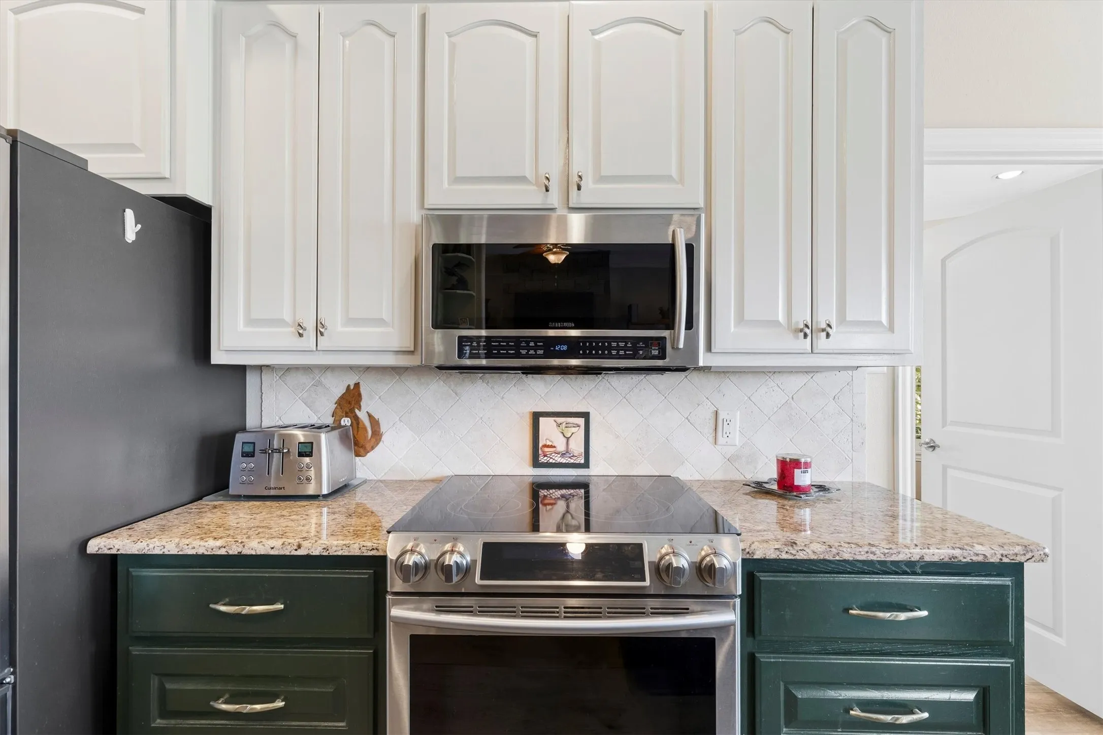 Single Family Residence For Sale in Hunt County , 2395 Fm 36 S, Caddo Mills, Texas 75135, 3 Bedroom, 2 Bathroom, 2 Garage spaces, 1,714 Sqft, built in 2003, mls#21340920, Real Estate Agent in Caddo Mills, Homes For Sale in Hunt county, Homes For Sale in Caddo Mills, Realtor in Caddo Mills Texas, Real Estate Brokerage Independent Realty Texas, Luminita Cordes Realtor