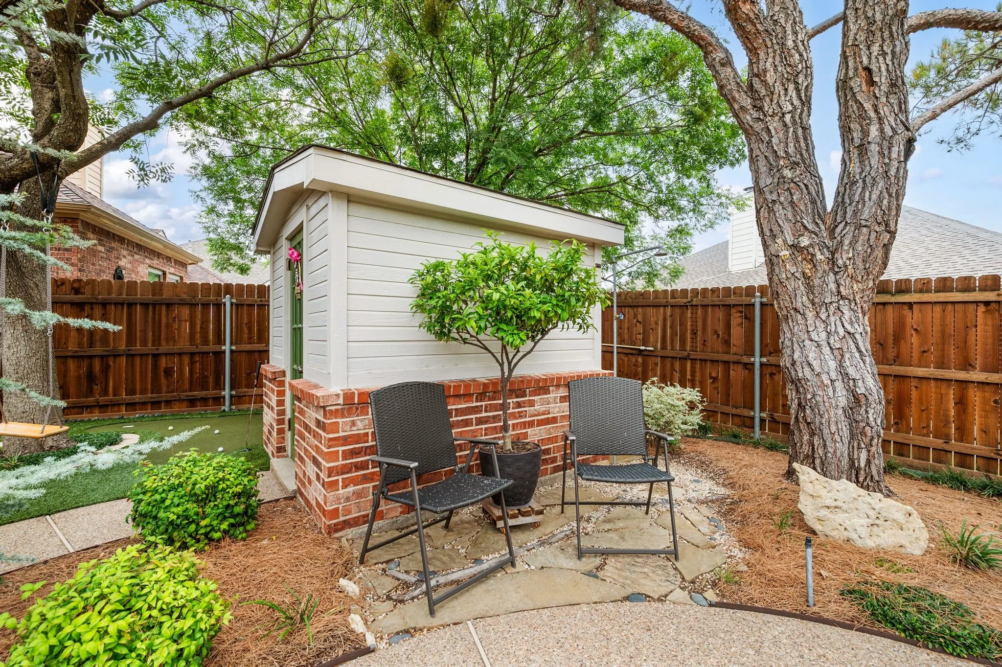 Single Family Residence For Sale in Tarrant County , 8364 Everglades Circle, Fort Worth, Texas 76137, 3 Bedroom, 2 Bathroom, 3 Garage spaces, 1,823 Sqft, built in 1999, mls#21340535, Real Estate Agent in Fort Worth, Homes For Sale in Tarrant county, Homes For Sale in Fort Worth, Realtor in Fort Worth Texas, Real Estate Brokerage Independent Realty Texas, Luminita Cordes Realtor