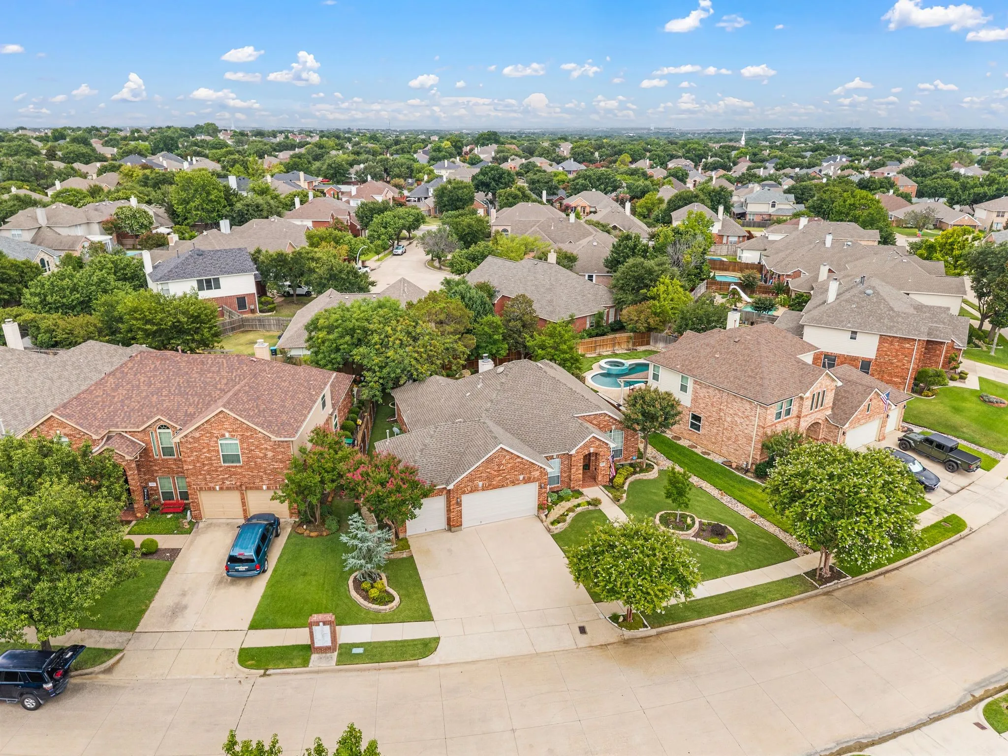 Single Family Residence For Sale in Tarrant County , 8364 Everglades Circle, Fort Worth, Texas 76137, 3 Bedroom, 2 Bathroom, 3 Garage spaces, 1,823 Sqft, built in 1999, mls#21340535, Real Estate Agent in Fort Worth, Homes For Sale in Tarrant county, Homes For Sale in Fort Worth, Realtor in Fort Worth Texas, Real Estate Brokerage Independent Realty Texas, Luminita Cordes Realtor