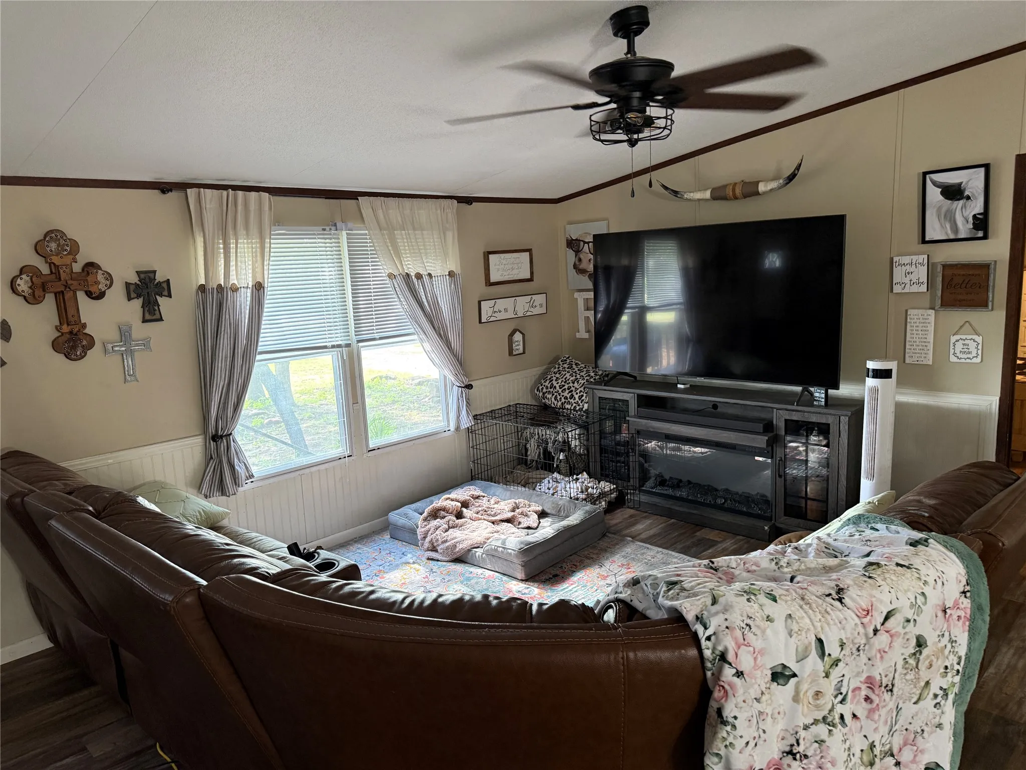 Single Family Residence For Sale in Comanche County , 1590 Highway 588, Comanche, Texas 76442, 3 Bedroom, 2 Bathroom, 2 Garage spaces, 2,174 Sqft, built in 2003, mls#21342648, Real Estate Agent in Comanche, Homes For Sale in Comanche county, Homes For Sale in Comanche, Realtor in Comanche Texas, Real Estate Brokerage Independent Realty Texas, Luminita Cordes Realtor
