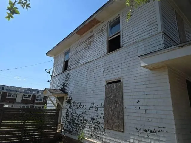 Single Family Residence For Sale in Taylor County , 210 Clinton Street, Abilene, Texas 79603, 4 Bedroom, 2 Bathroom, Garage spaces, 2,892 Sqft, built in 1905, mls#21342767, Real Estate Agent in Abilene, Homes For Sale in Taylor county, Homes For Sale in Abilene, Realtor in Abilene Texas, Real Estate Brokerage Independent Realty Texas, Luminita Cordes Realtor