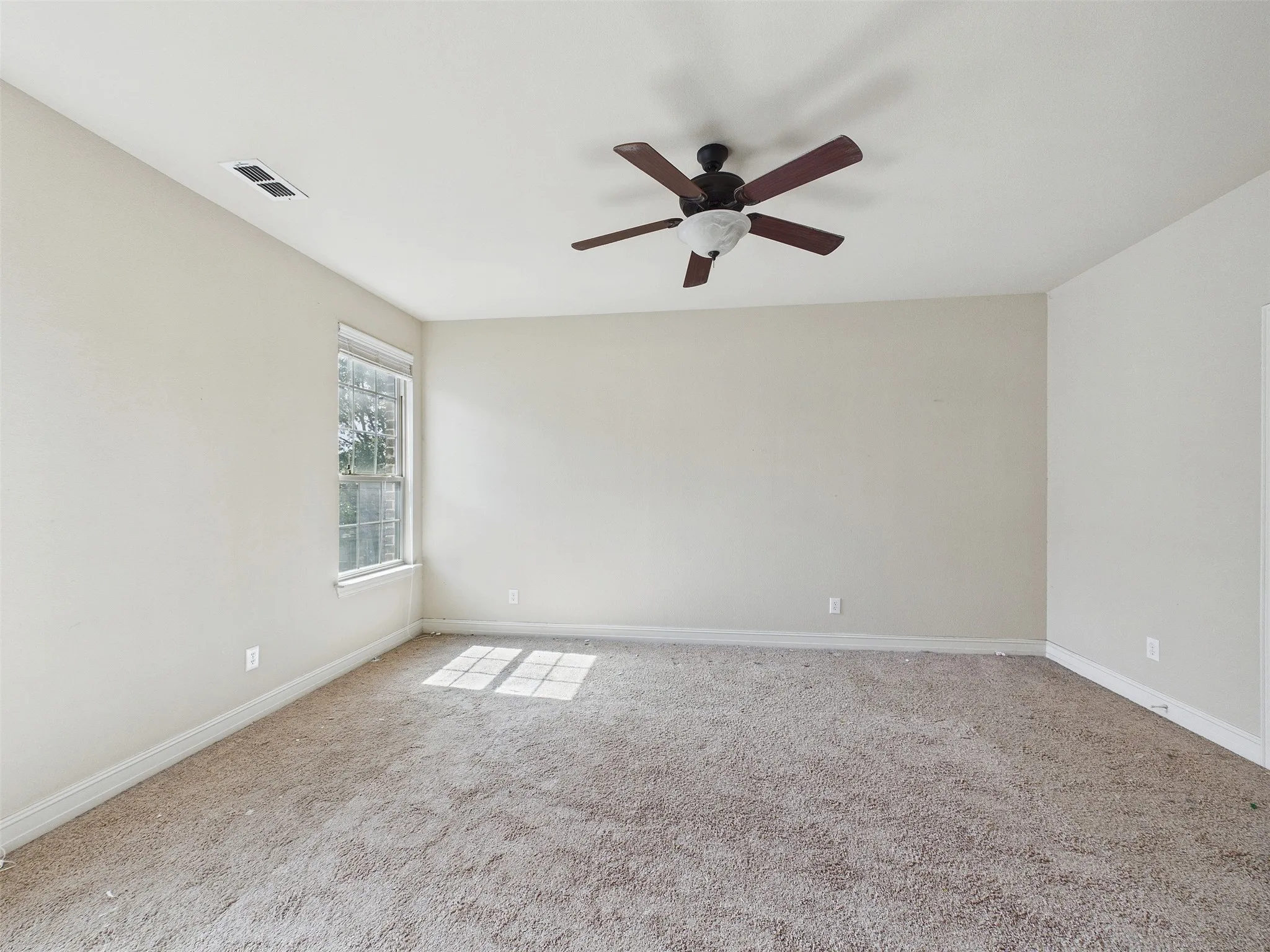 Single Family Residence For Sale in Denton County , 2825 Hollowbrook Lane, Frisco, Texas 75033, 5 Bedroom, 4 Bathroom, 2 Garage spaces, 3,915 Sqft, built in 2013, mls#21341905, Real Estate Agent in Frisco, Homes For Sale in Denton county, Homes For Sale in Frisco, Realtor in Frisco Texas, Real Estate Brokerage Independent Realty Texas, Luminita Cordes Realtor