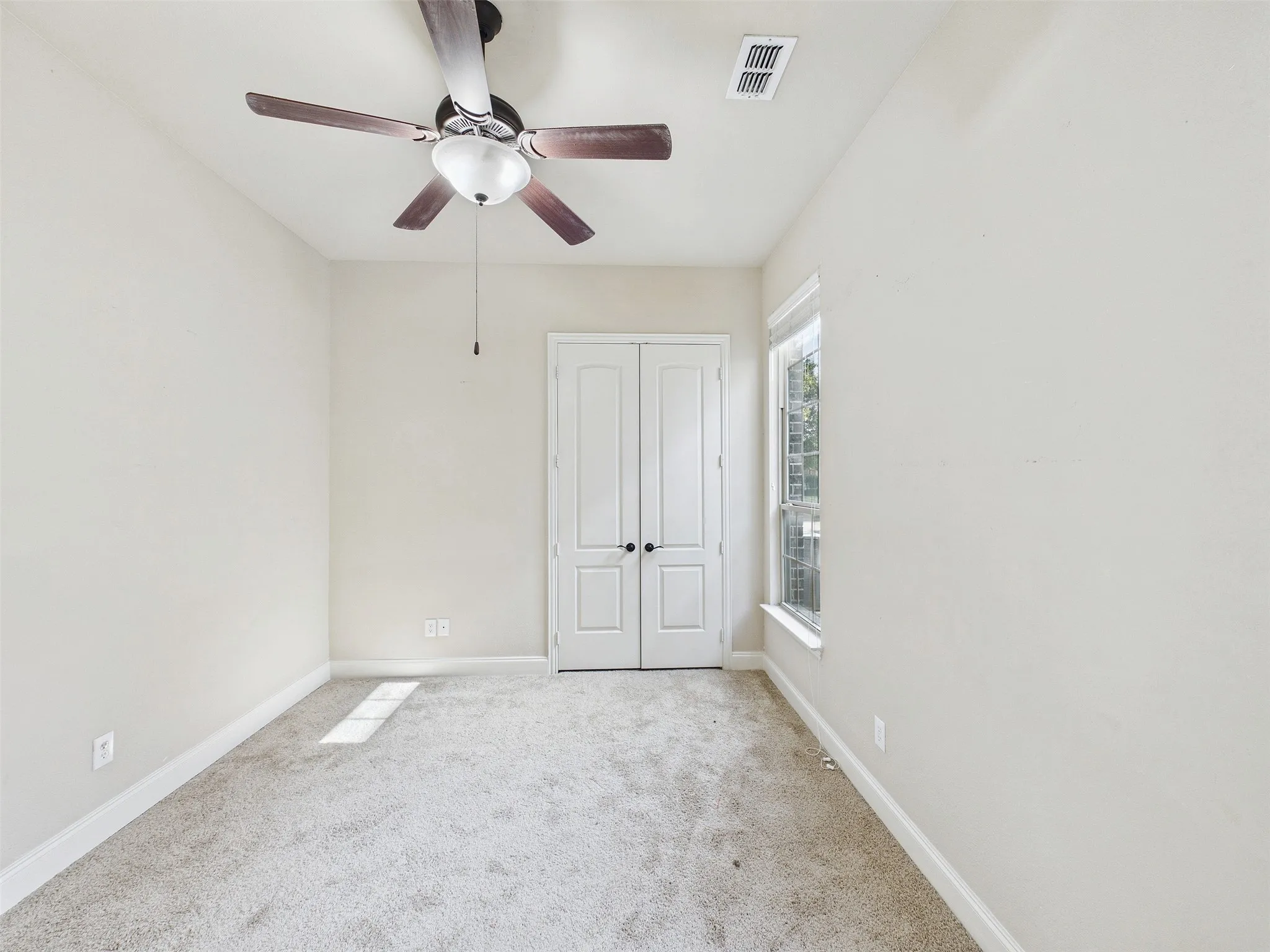 Single Family Residence For Sale in Denton County , 2825 Hollowbrook Lane, Frisco, Texas 75033, 5 Bedroom, 4 Bathroom, 2 Garage spaces, 3,915 Sqft, built in 2013, mls#21341905, Real Estate Agent in Frisco, Homes For Sale in Denton county, Homes For Sale in Frisco, Realtor in Frisco Texas, Real Estate Brokerage Independent Realty Texas, Luminita Cordes Realtor