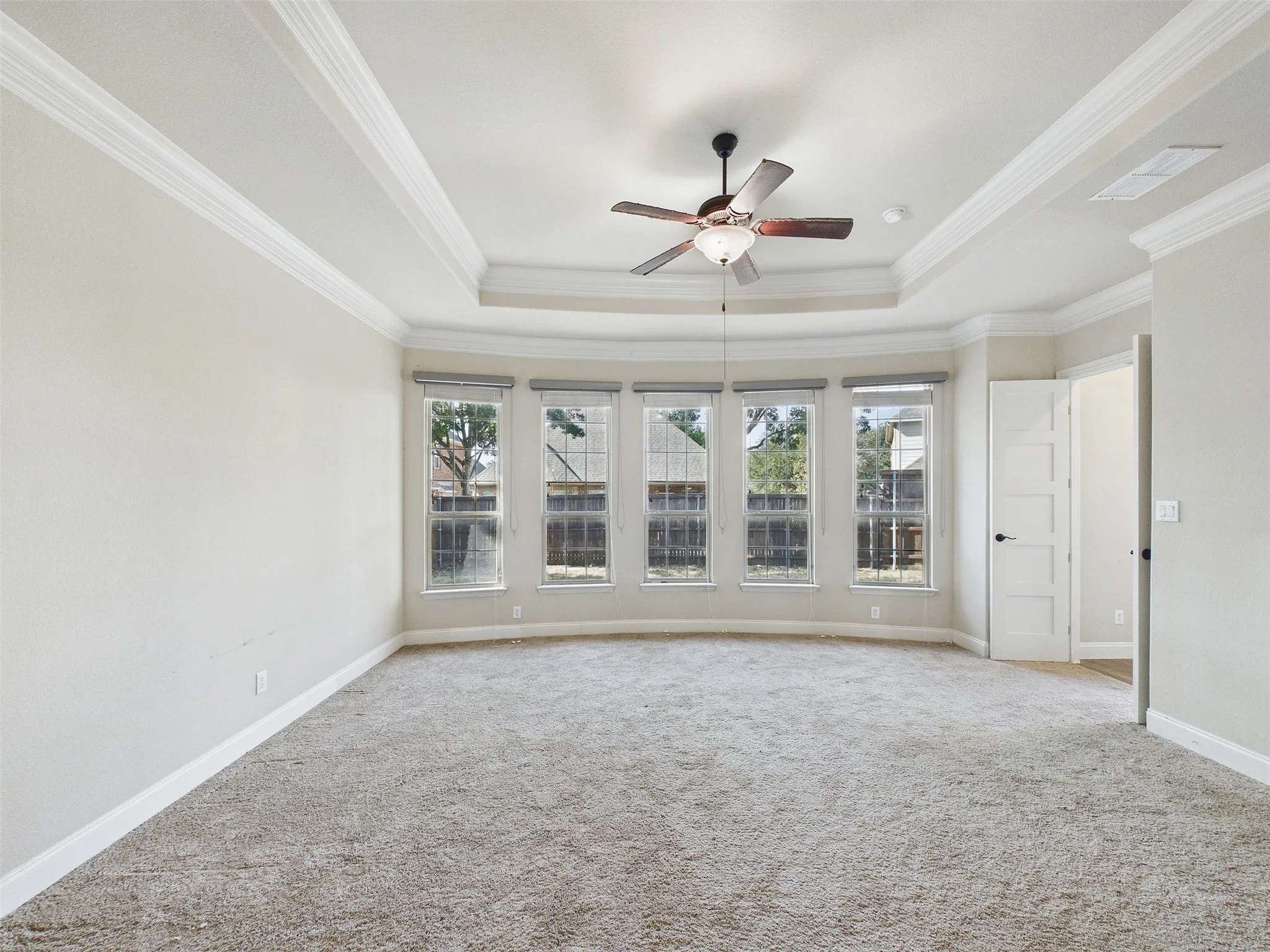 Single Family Residence For Sale in Denton County , 2825 Hollowbrook Lane, Frisco, Texas 75033, 5 Bedroom, 4 Bathroom, 2 Garage spaces, 3,915 Sqft, built in 2013, mls#21341905, Real Estate Agent in Frisco, Homes For Sale in Denton county, Homes For Sale in Frisco, Realtor in Frisco Texas, Real Estate Brokerage Independent Realty Texas, Luminita Cordes Realtor