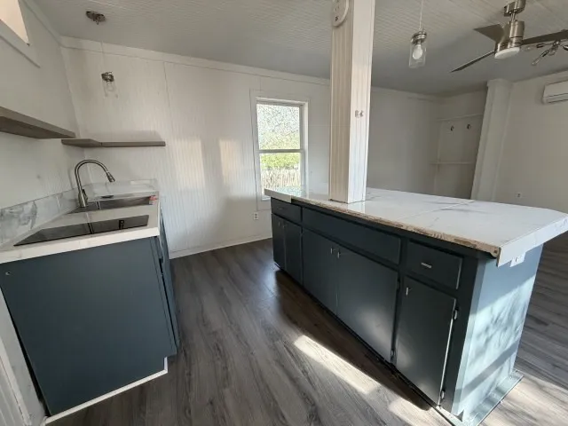 Single Family Residence For Sale in Gillespie County , 207 S Creek Street, Fredericksburg, Texas 78624, 3 Bedrooms, 2 Bathrooms, Garage spaces, 1,659 Sqft, built in 2005, Price $399,900, mls#21342778, Real Estate Agent in Fredericksburg, Homes For Sale in Gillespie county, Homes For Sale in Fredericksburg, Realtor in Fredericksburg Texas, Real Estate Brokerage Independent Realty Texas, Luminita Cordes Realtor