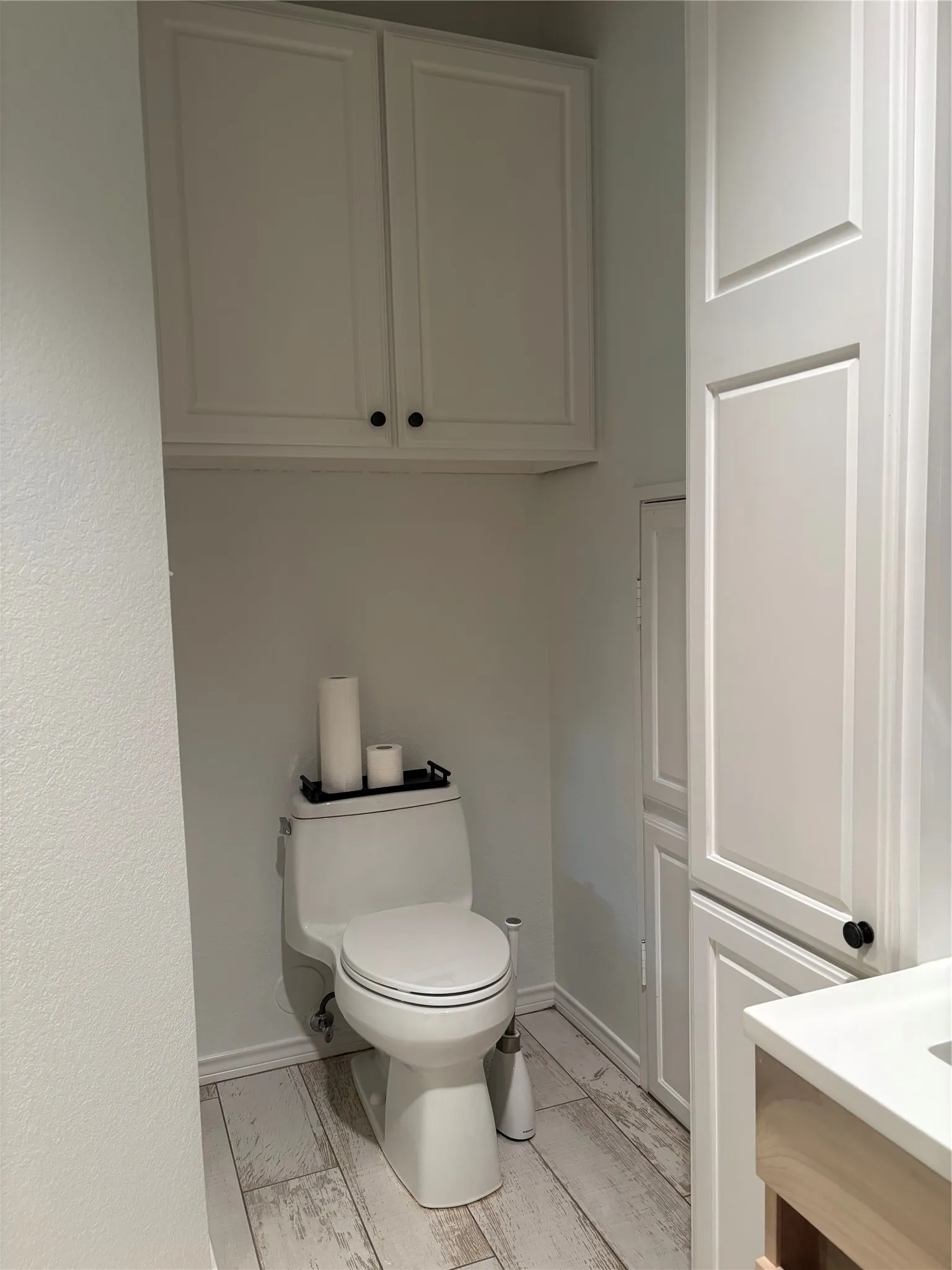 Single Family Residence For Sale in Dallas County , 806 Oakway Court, Richardson, Texas 75081, 3 Bedroom, 3 Bathroom, 2 Garage spaces, 2,100 Sqft, built in 1983, mls#21342703, Real Estate Agent in Richardson, Homes For Sale in Dallas county, Homes For Sale in Richardson, Realtor in Richardson Texas, Real Estate Brokerage Independent Realty Texas, Luminita Cordes Realtor