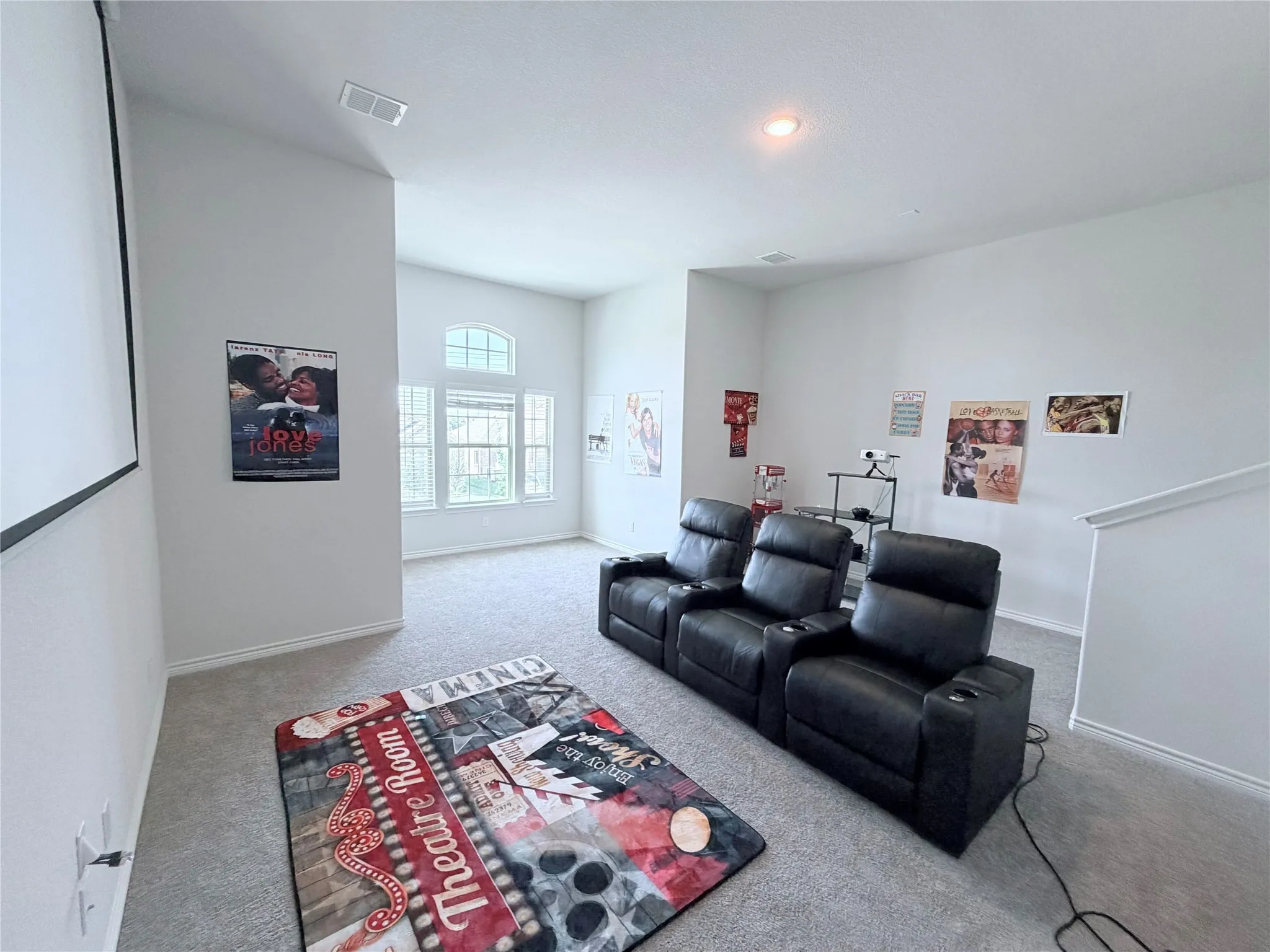 Single Family Residence For Rent in Tarrant County , 516 William Court, Arlington, Texas 76002, 5 Bedroom, 3 Bathroom, 2 Garage spaces, 3,072 Sqft, built in 2021, mls#21339735, Real Estate Agent in Arlington, Homes For Rent in Tarrant county, Homes For Rent in Arlington, Realtor in Arlington Texas, Real Estate Brokerage Independent Realty Texas, Luminita Cordes Realtor