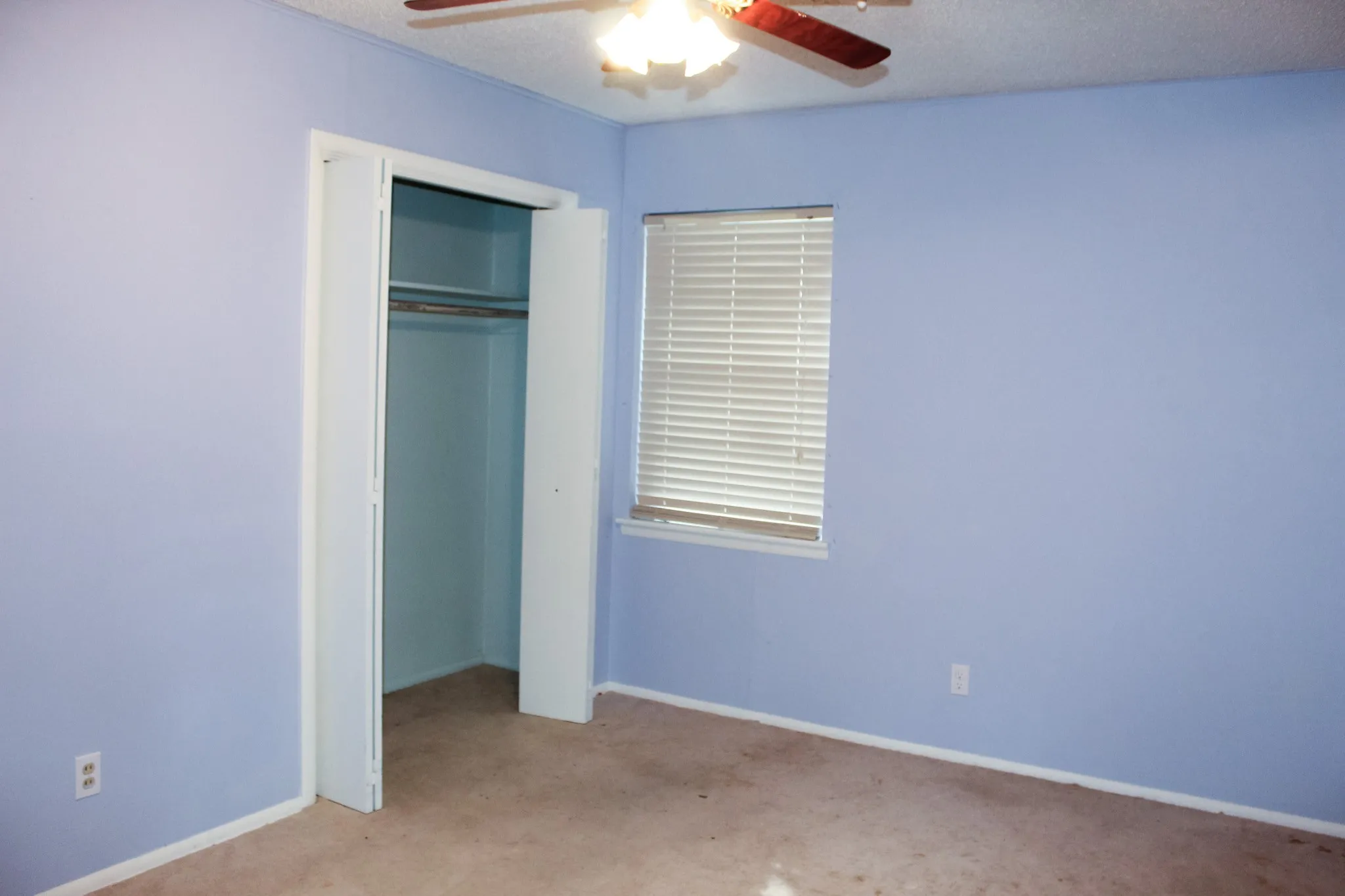 Single Family Residence For Sale in Tarrant County , 1210 Cozby Street S, Benbrook, Texas 76126, 3 Bedroom, 2 Bathroom, 2 Garage spaces, 1,647 Sqft, built in 1963, mls#21342807, Real Estate Agent in Benbrook, Homes For Sale in Tarrant county, Homes For Sale in Benbrook, Realtor in Benbrook Texas, Real Estate Brokerage Independent Realty Texas, Luminita Cordes Realtor