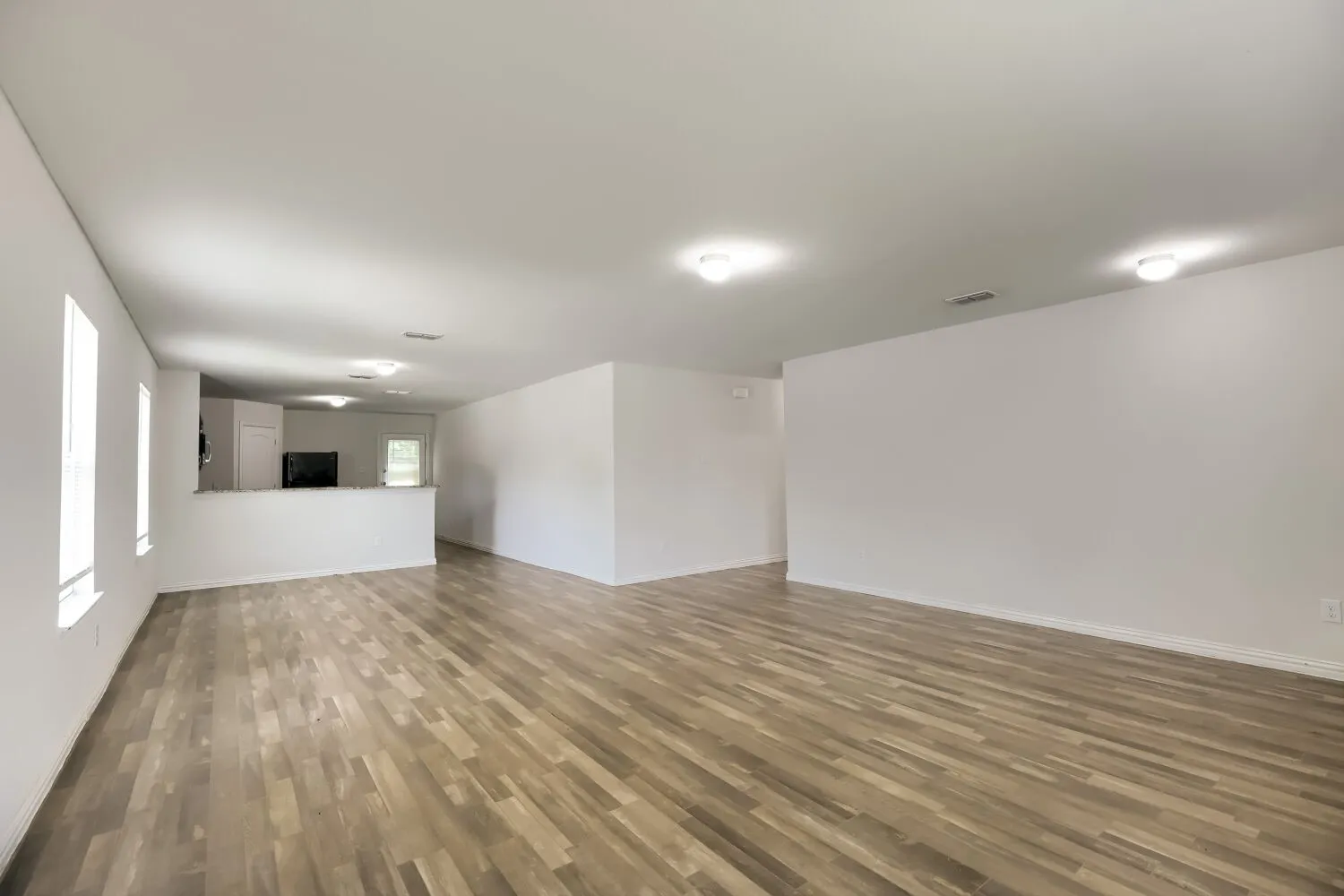 Single Family Residence For Sale in Grayson County , 1509 Fairway Drive, Sherman, Texas 75090, 3 Bedroom, 2 Bathroom, 2 Garage spaces, 1,542 Sqft, built in 2020, mls#21341248, Real Estate Agent in Sherman, Homes For Sale in Grayson county, Homes For Sale in Sherman, Realtor in Sherman Texas, Real Estate Brokerage Independent Realty Texas, Luminita Cordes Realtor