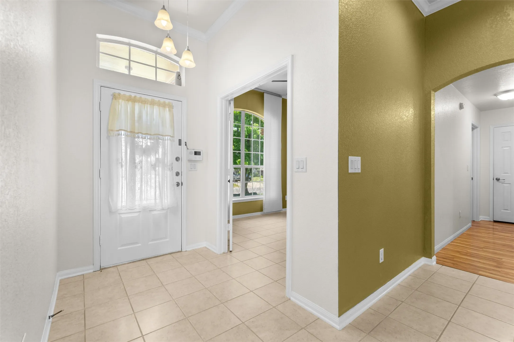 Single Family Residence For Sale in Bell County , 3709 S Llano Estacado Court, Killeen, Texas 76549, 4 Bedroom, 2 Bathroom, 2 Garage spaces, 2,053 Sqft, built in 2006, mls#21342777, Real Estate Agent in Killeen, Homes For Sale in Bell county, Homes For Sale in Killeen, Realtor in Killeen Texas, Real Estate Brokerage Independent Realty Texas, Luminita Cordes Realtor