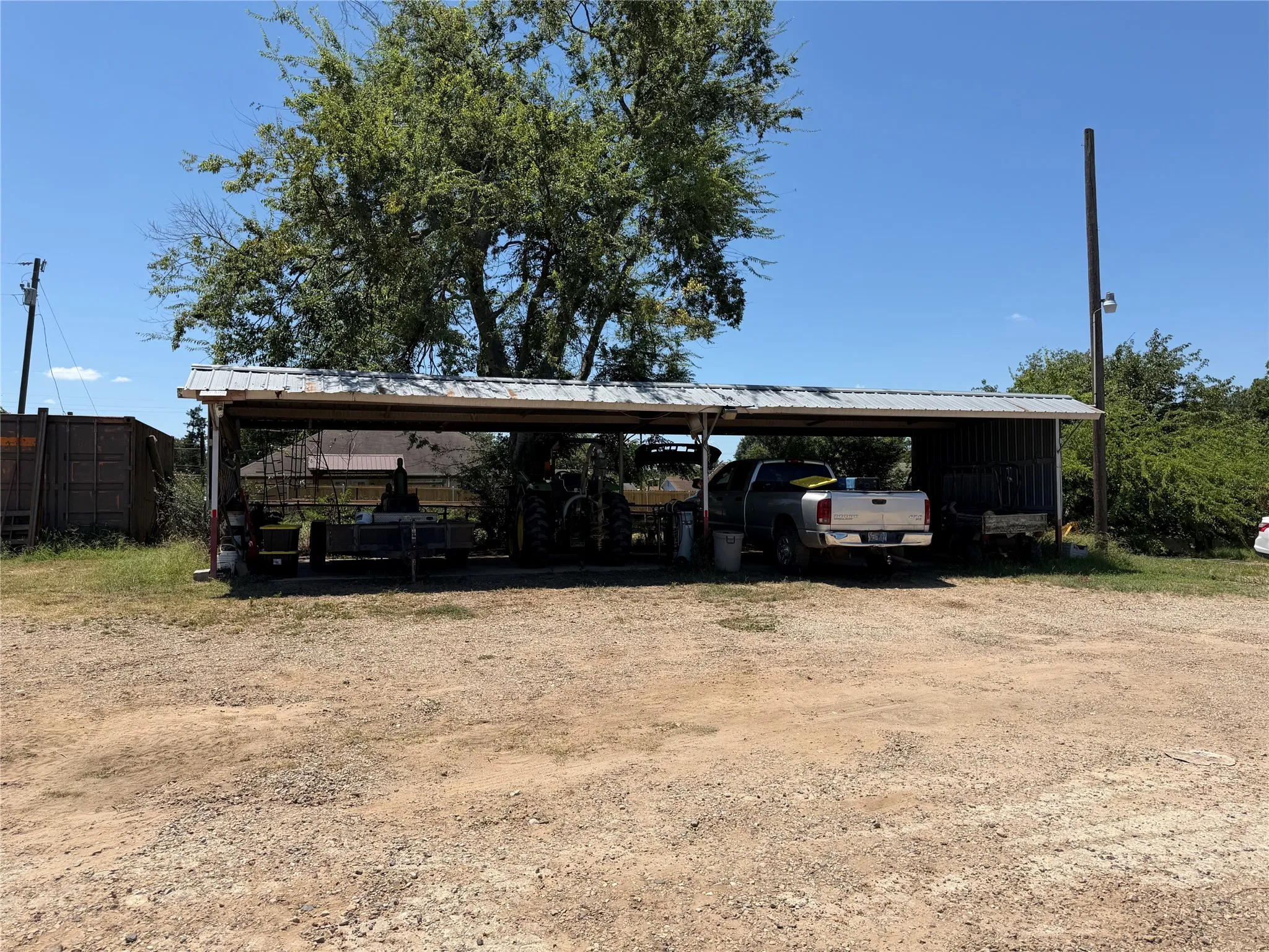 Business For Sale in Hopkins County , 617 N 7th Street, Sulphur Springs, Texas 77520, 0, 0, Garage spaces, 2,390 Sqft, built in 1960, mls#21340727, Real Estate Agent in Sulphur Springs, Homes For Sale in Hopkins county, Homes For Sale in Sulphur Springs, Realtor in Sulphur Springs Texas, Real Estate Brokerage Independent Realty Texas, Luminita Cordes Realtor