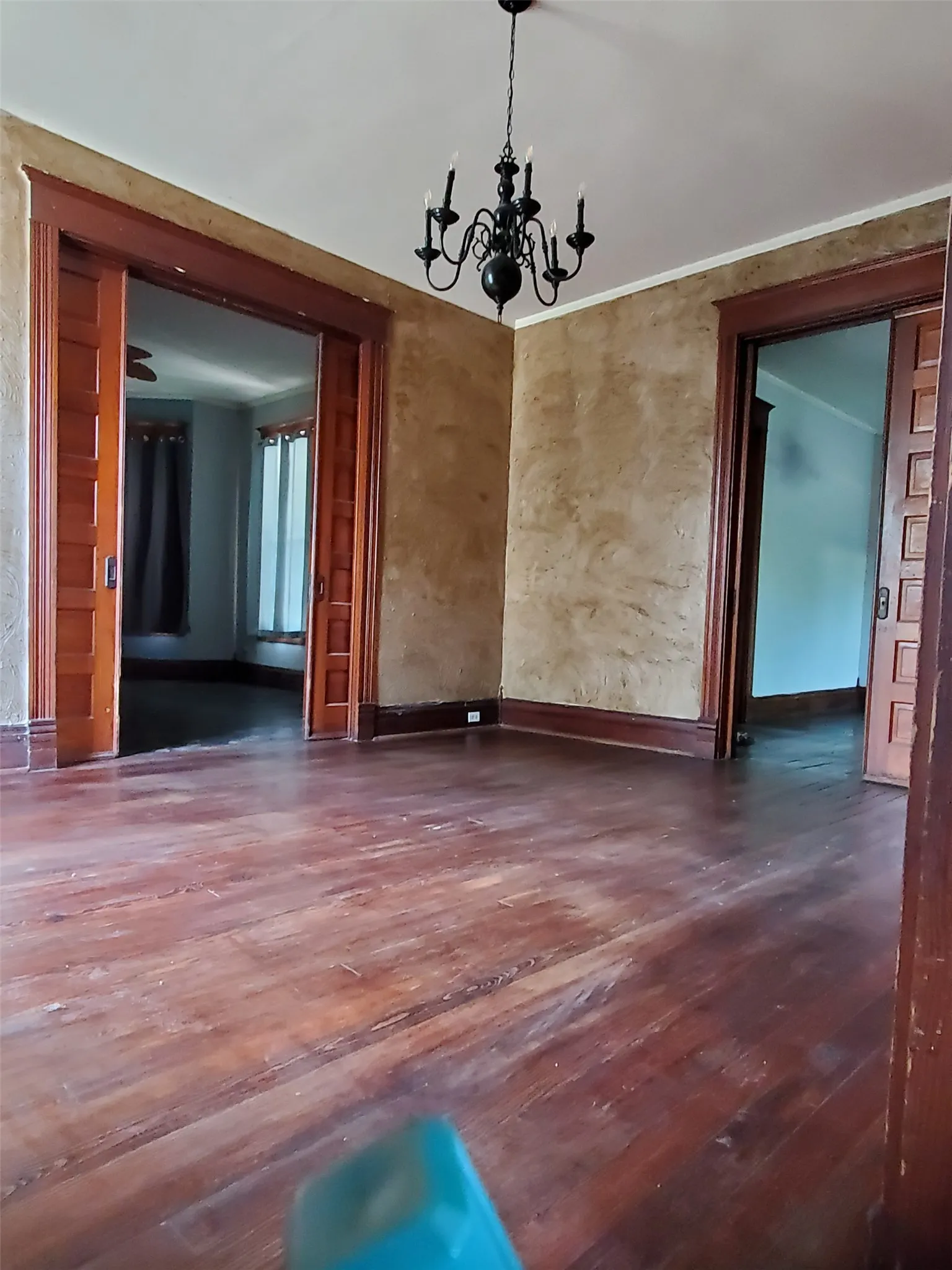 Single Family Residence For Sale in Throckmorton County , 301 N Pettit, Throckmorton, Texas 76483, 4 Bedroom, 2 Bathroom, Garage spaces, 1,888 Sqft, built in 1900, Price $75,000, mls#21342774, Real Estate Agent in Throckmorton, Homes For Sale in Throckmorton county, Homes For Sale in Throckmorton, Realtor in Throckmorton Texas, Real Estate Brokerage Independent Realty Texas, Luminita Cordes Realtor