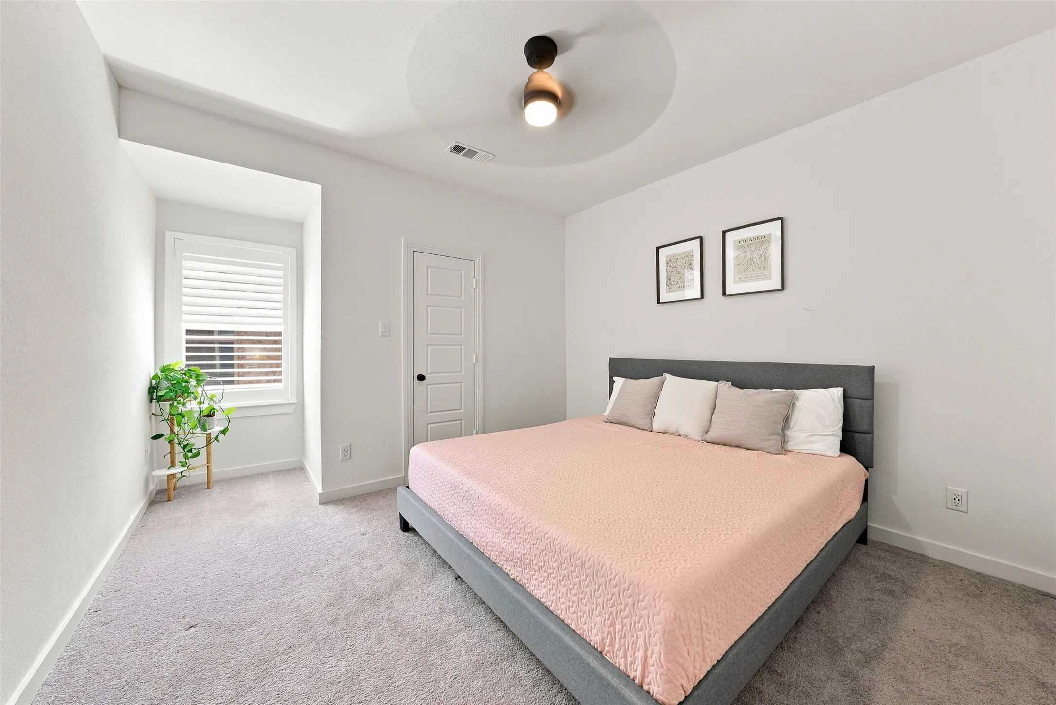 Single Family Residence For Sale in Denton County , 2012 Braided Mane Avenue, Aubrey, Texas 76227, 4 Bedroom, 4 Bathroom, 2 Garage spaces, 3,006 Sqft, built in 2024, mls#21334961, Real Estate Agent in Aubrey, Homes For Sale in Denton county, Homes For Sale in Aubrey, Realtor in Aubrey Texas, Real Estate Brokerage Independent Realty Texas, Luminita Cordes Realtor