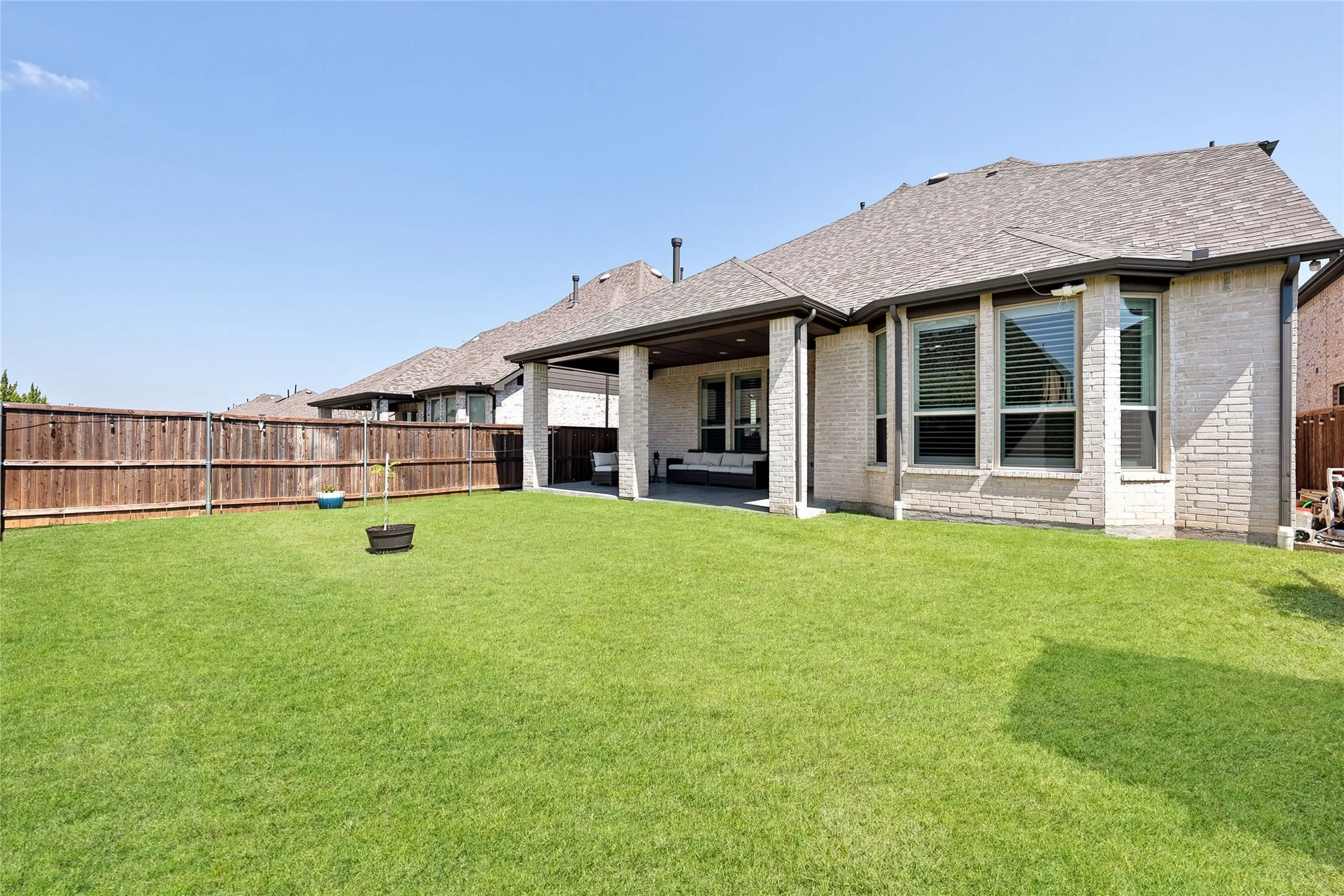 Single Family Residence For Sale in Denton County , 2012 Braided Mane Avenue, Aubrey, Texas 76227, 4 Bedroom, 4 Bathroom, 2 Garage spaces, 3,006 Sqft, built in 2024, mls#21334961, Real Estate Agent in Aubrey, Homes For Sale in Denton county, Homes For Sale in Aubrey, Realtor in Aubrey Texas, Real Estate Brokerage Independent Realty Texas, Luminita Cordes Realtor