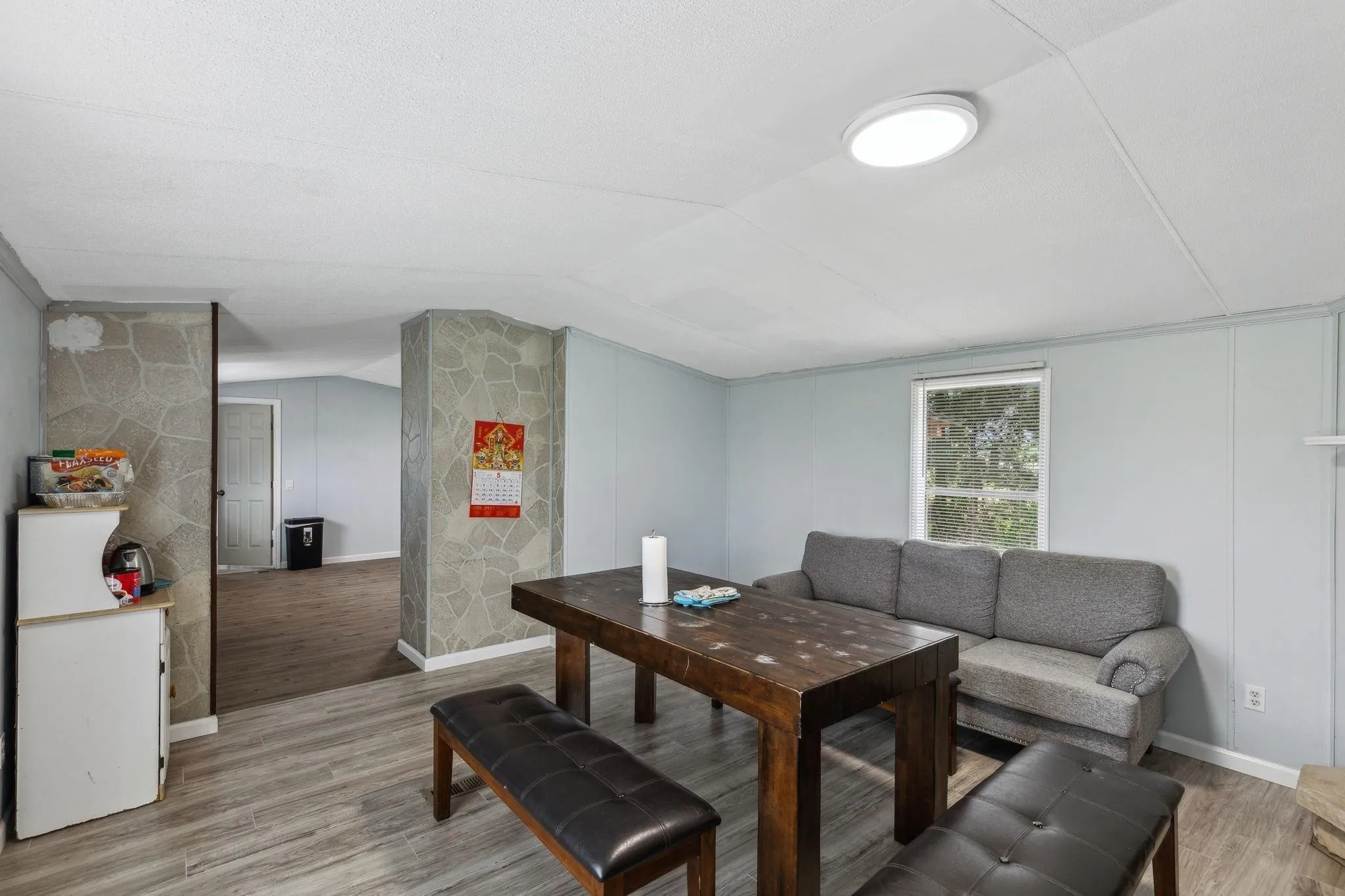 Mobile Home For Rent in Hunt County , 1946 County Road 2290, Quinlan, Texas 75474, 3 Bedroom, 2 Bathroom, Garage spaces, 1,216 Sqft, built in 2008, mls#21342847, Real Estate Agent in Quinlan, Homes For Rent in Hunt county, Homes For Rent in Quinlan, Realtor in Quinlan Texas, Real Estate Brokerage Independent Realty Texas, Luminita Cordes Realtor