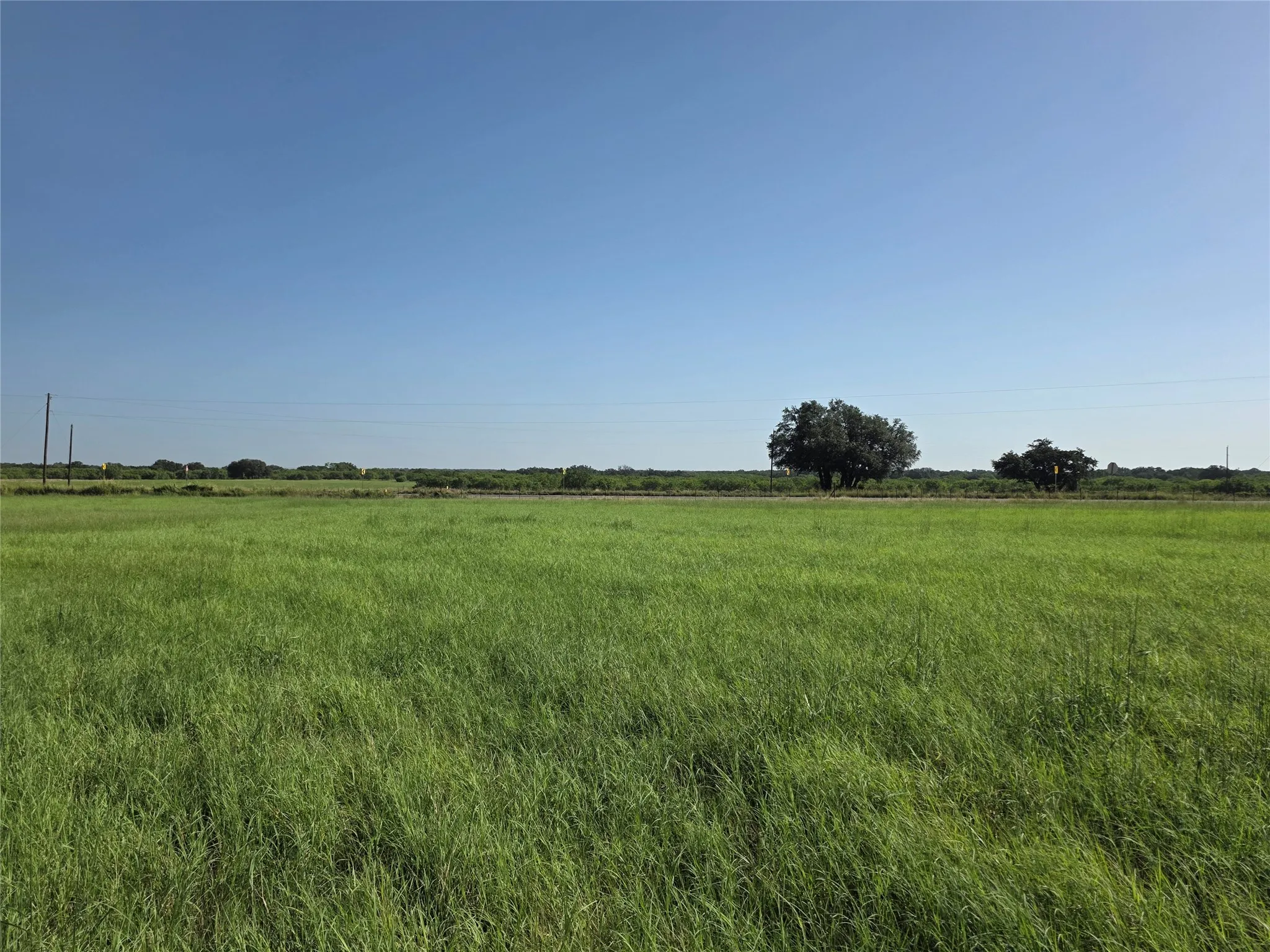 Single Family Residence For Sale in Brown County , 2195 Fm-585, Bangs, Texas 76823, 3 Bedroom, 4 Bathroom, 3 Garage spaces, 2,979 Sqft, built in 1999, Price $749,850, mls#21342829, Real Estate Agent in Bangs, Homes For Sale in Brown county, Homes For Sale in Bangs, Realtor in Bangs Texas, Real Estate Brokerage Independent Realty Texas, Luminita Cordes Realtor