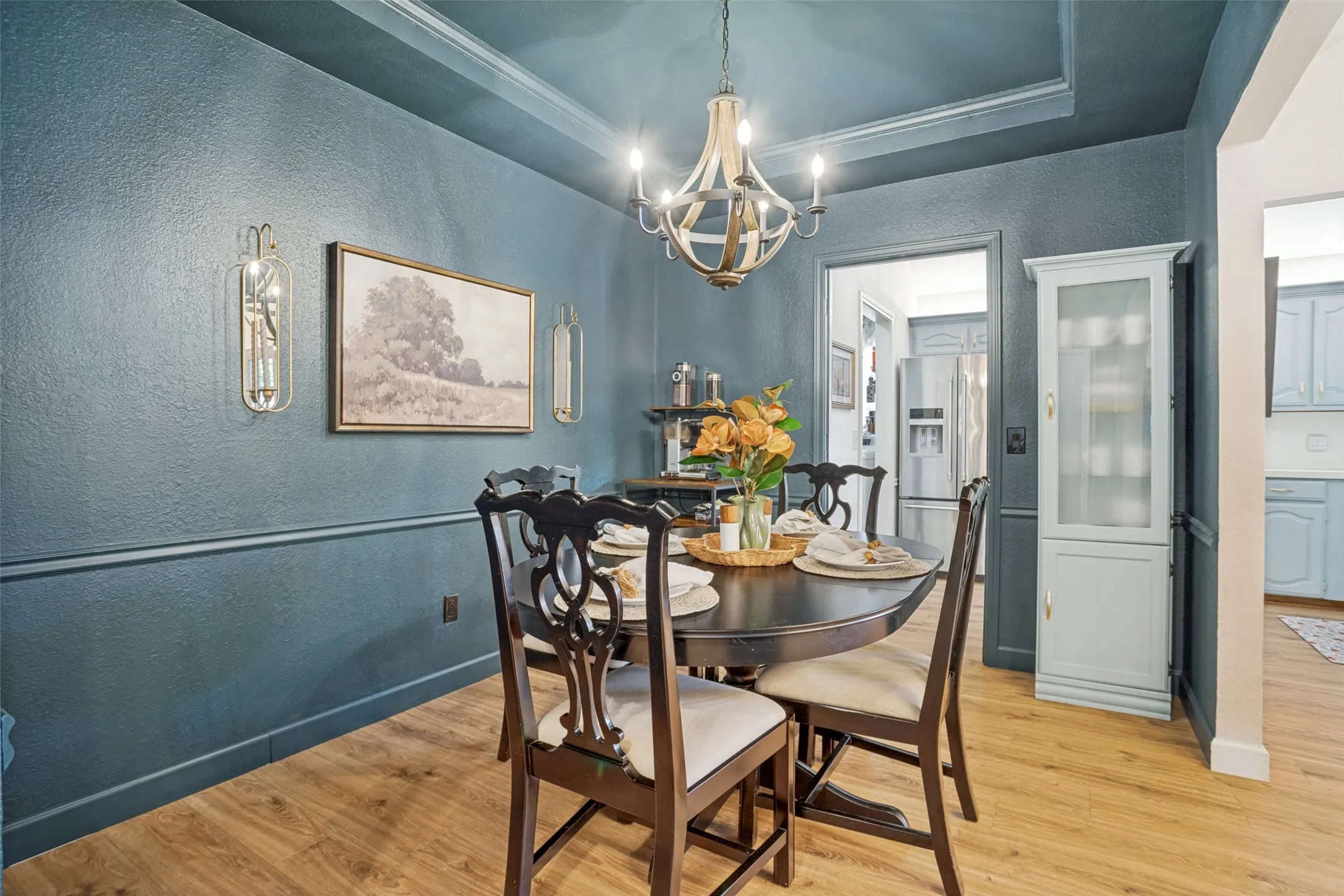Tray ceiling with a decorative chandelier