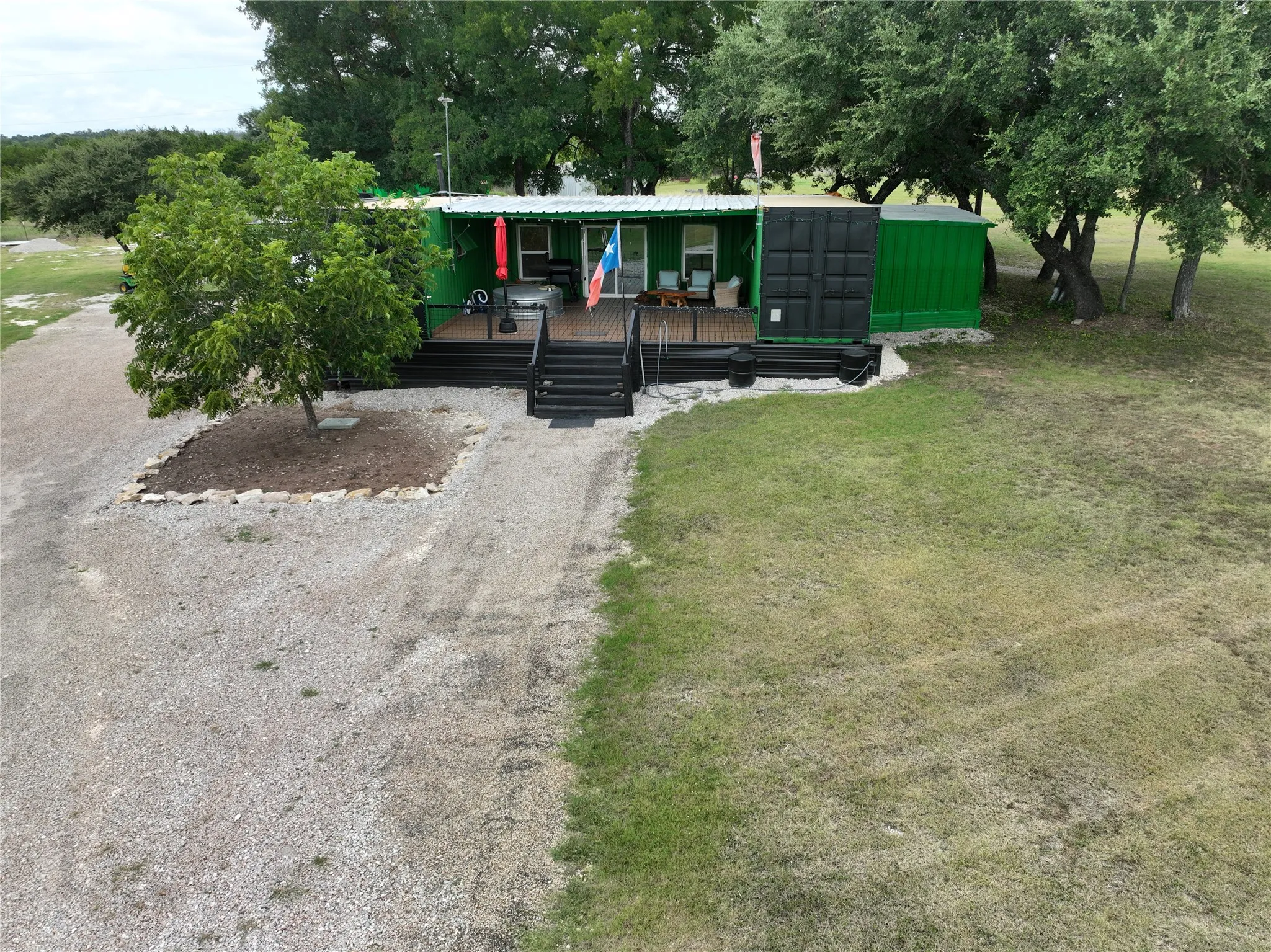 Single Family Residence For Sale in Bosque County , 109 PR 2400, Iredell, Texas 76649, 1 Bedroom, 2 Bathrooms, Garage spaces, 600 Sqft, built in 2022, Price $425,000, mls#21342871, Real Estate Agent in Iredell, Homes For Sale in Bosque county, Homes For Sale in Iredell, Realtor in Iredell Texas, Real Estate Brokerage Independent Realty Texas, Luminita Cordes Realtor