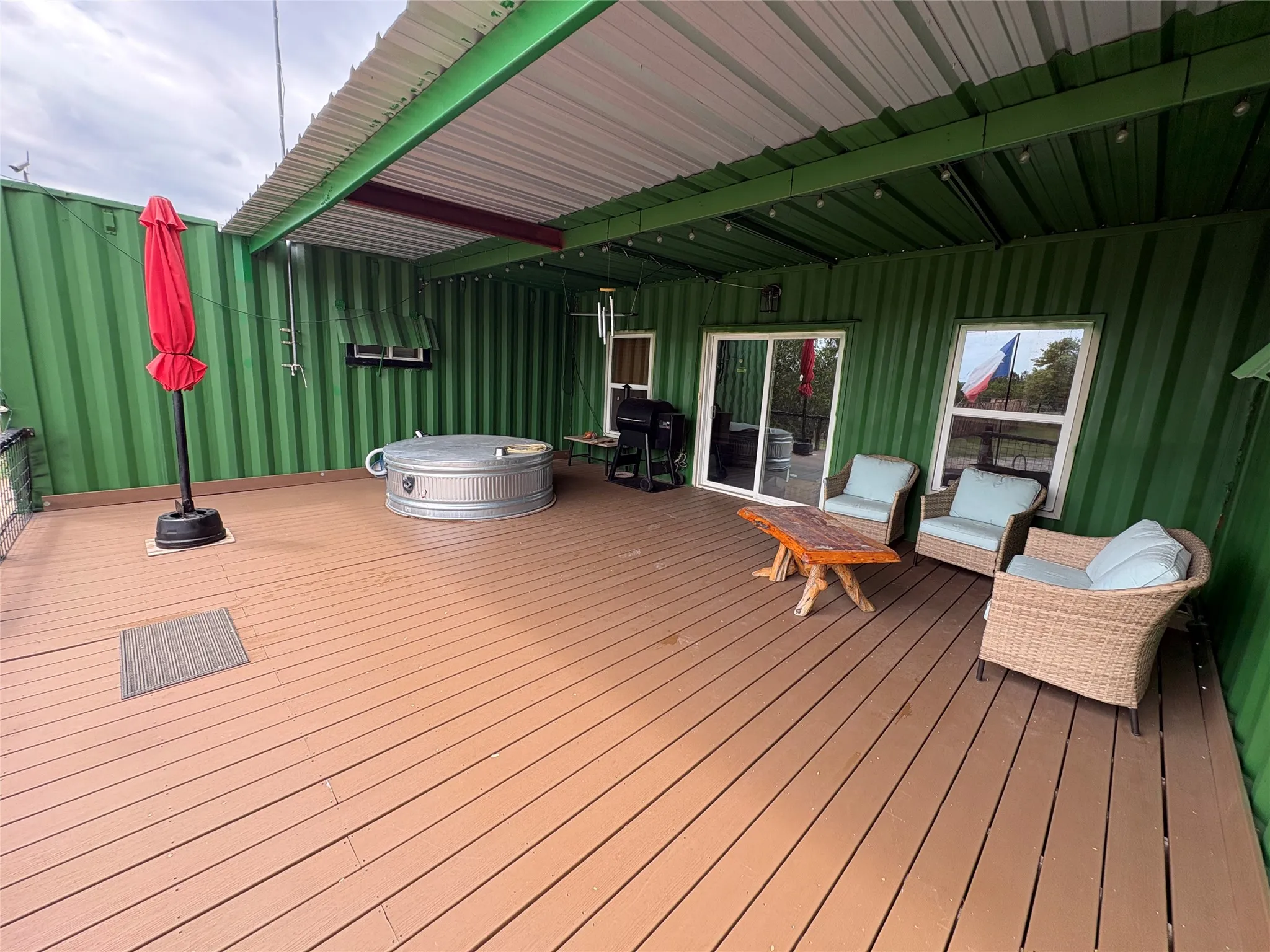 Single Family Residence For Sale in Bosque County , 109 PR 2400, Iredell, Texas 76649, 1 Bedroom, 2 Bathrooms, Garage spaces, 600 Sqft, built in 2022, Price $425,000, mls#21342871, Real Estate Agent in Iredell, Homes For Sale in Bosque county, Homes For Sale in Iredell, Realtor in Iredell Texas, Real Estate Brokerage Independent Realty Texas, Luminita Cordes Realtor