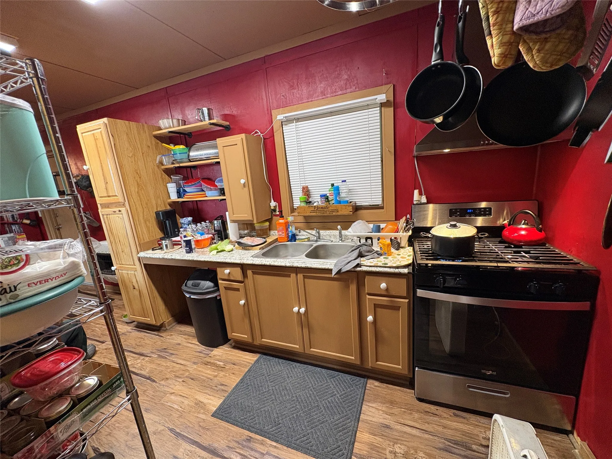 Single Family Residence For Sale in Bosque County , 109 PR 2400, Iredell, Texas 76649, 1 Bedroom, 2 Bathrooms, Garage spaces, 600 Sqft, built in 2022, Price $425,000, mls#21342871, Real Estate Agent in Iredell, Homes For Sale in Bosque county, Homes For Sale in Iredell, Realtor in Iredell Texas, Real Estate Brokerage Independent Realty Texas, Luminita Cordes Realtor