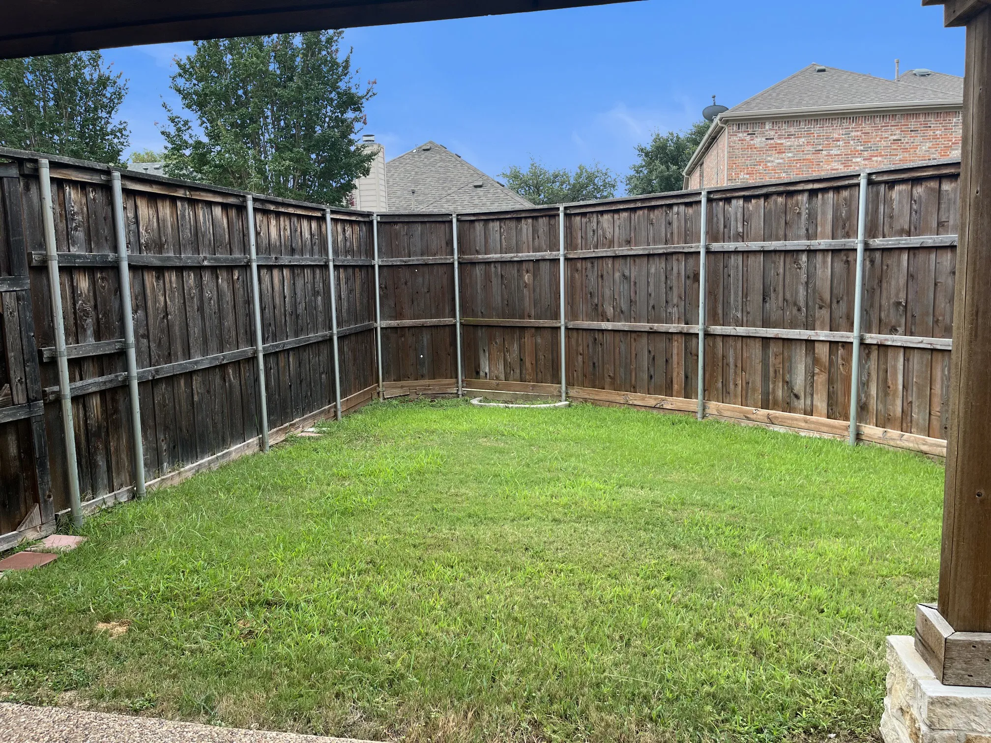 Single Family Residence For Sale in Collin County , 9305 Clearview Drive, Mc Kinney, Texas 75072, 4 Bedroom, 3 Bathroom, 2 Garage spaces, 2,279 Sqft, built in 2006, mls#21339991, Real Estate Agent in Mc Kinney, Homes For Sale in Collin county, Homes For Sale in Mc Kinney, Realtor in Mc Kinney Texas, Real Estate Brokerage Independent Realty Texas, Luminita Cordes Realtor