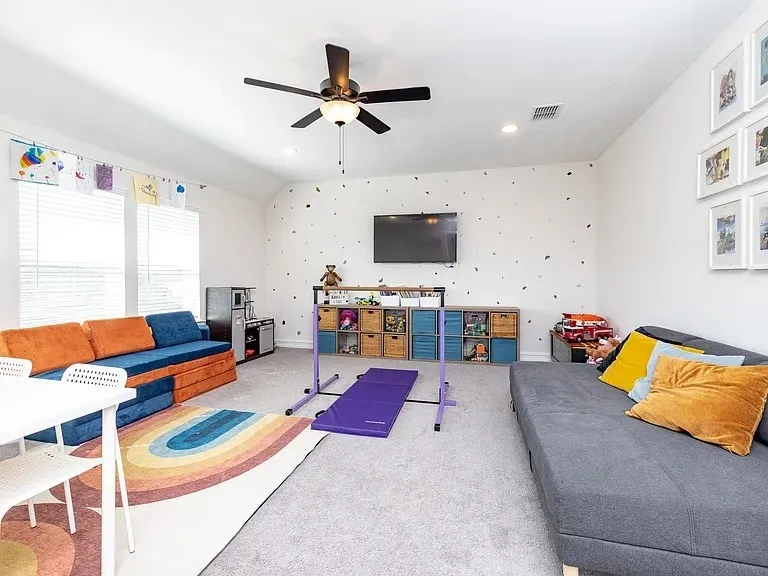 Single Family Residence For Sale in Collin County , 3825 Jan Camille Court, Celina, Texas 75009, 4 Bedroom, 3 Bathroom, 3 Garage spaces, 3,263 Sqft, built in 2021, mls#21338834, Real Estate Agent in Celina, Homes For Sale in Collin county, Homes For Sale in Celina, Realtor in Celina Texas, Real Estate Brokerage Independent Realty Texas, Luminita Cordes Realtor
