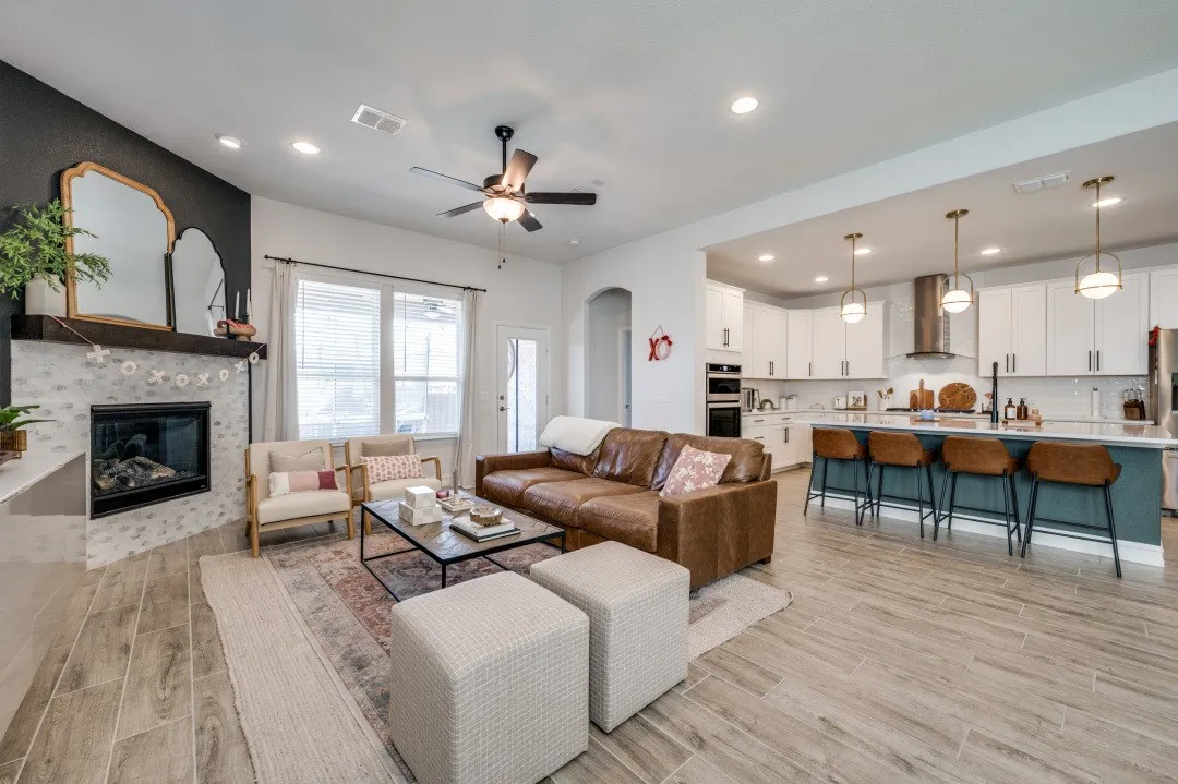 Single Family Residence For Sale in Collin County , 3825 Jan Camille Court, Celina, Texas 75009, 4 Bedroom, 3 Bathroom, 3 Garage spaces, 3,263 Sqft, built in 2021, mls#21338834, Real Estate Agent in Celina, Homes For Sale in Collin county, Homes For Sale in Celina, Realtor in Celina Texas, Real Estate Brokerage Independent Realty Texas, Luminita Cordes Realtor