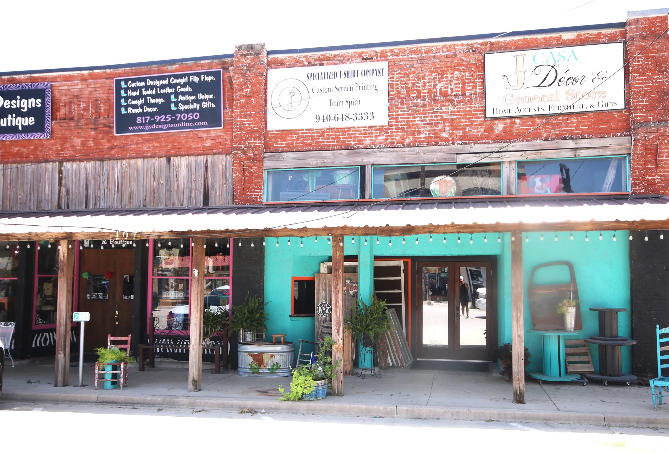 Minutes from Justin Old Towne Community