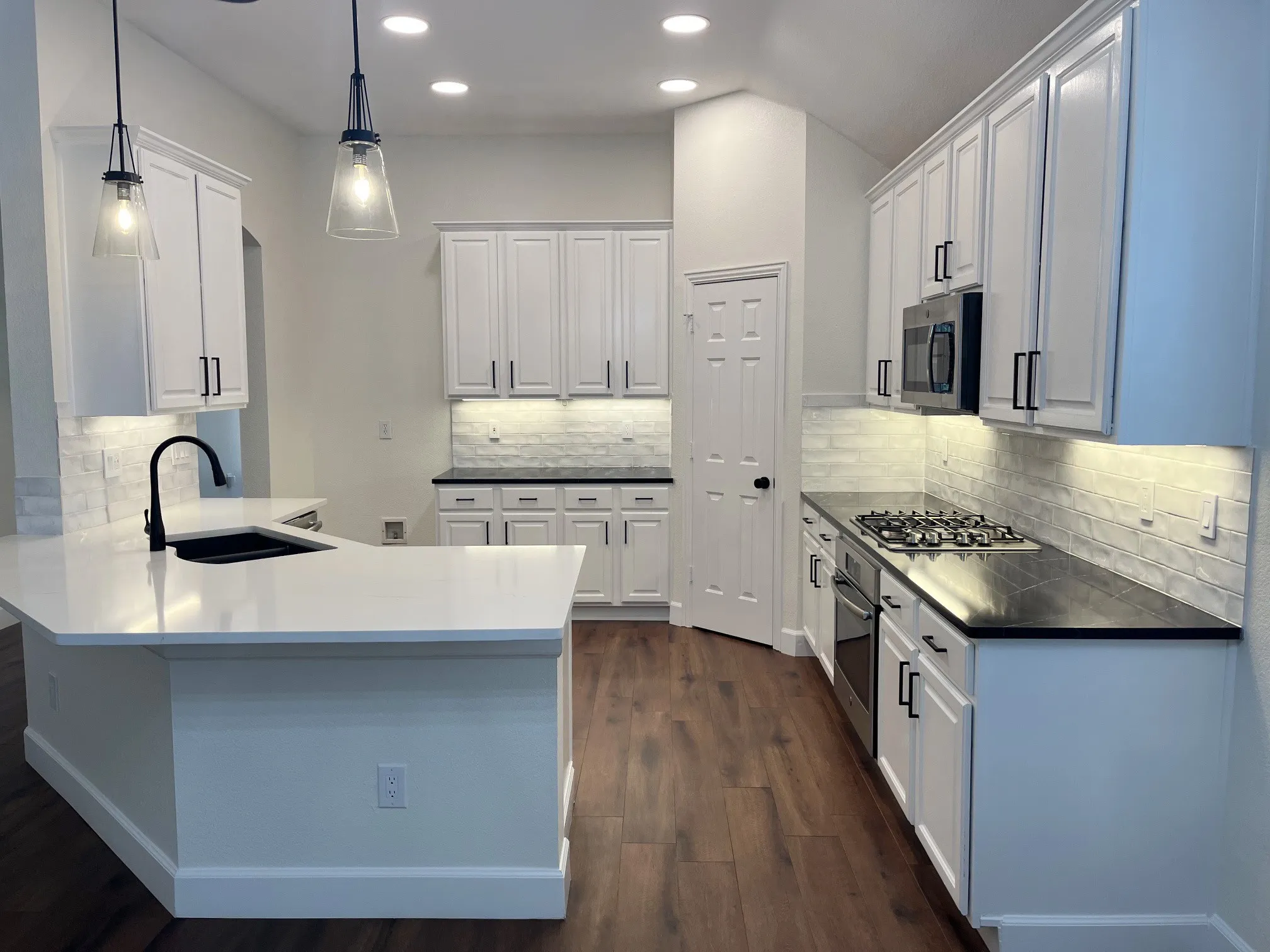 Single Family Residence For Sale in Collin County , 6517 Scottsdale Way, Frisco, Texas 75034, 4 Bedroom, 2 Bathroom, 2 Garage spaces, 2,164 Sqft, built in 2000, mls#21339935, Real Estate Agent in Frisco, Homes For Sale in Collin county, Homes For Sale in Frisco, Realtor in Frisco Texas, Real Estate Brokerage Independent Realty Texas, Luminita Cordes Realtor