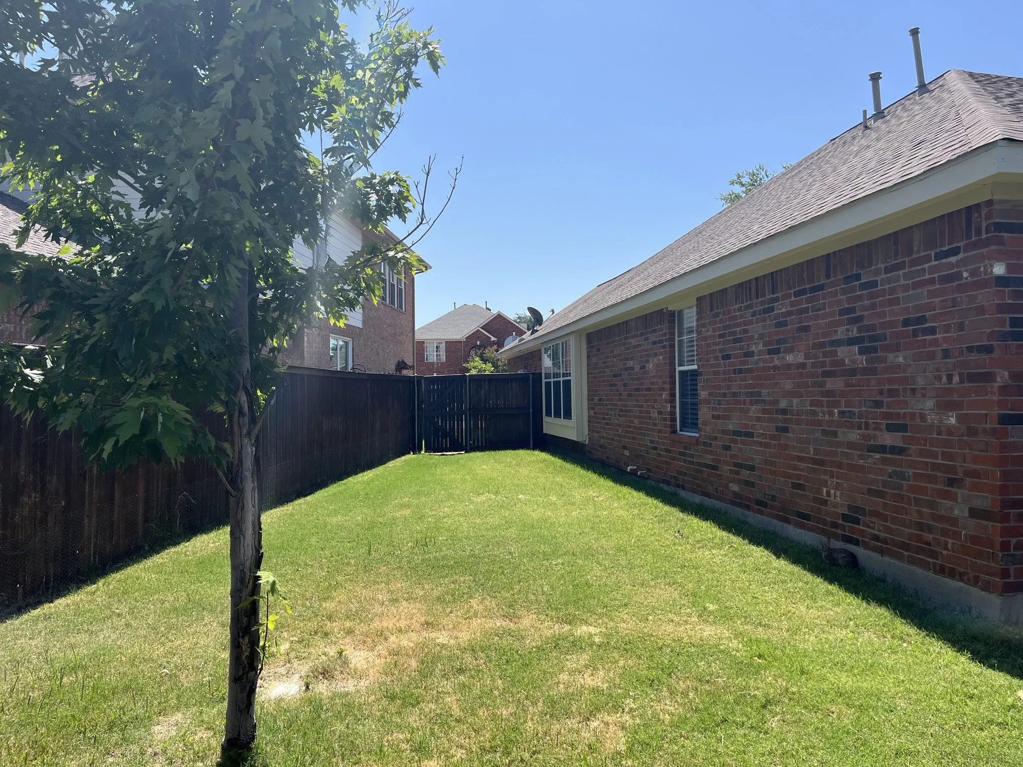 Single Family Residence For Sale in Collin County , 6517 Scottsdale Way, Frisco, Texas 75034, 4 Bedroom, 2 Bathroom, 2 Garage spaces, 2,164 Sqft, built in 2000, mls#21339935, Real Estate Agent in Frisco, Homes For Sale in Collin county, Homes For Sale in Frisco, Realtor in Frisco Texas, Real Estate Brokerage Independent Realty Texas, Luminita Cordes Realtor